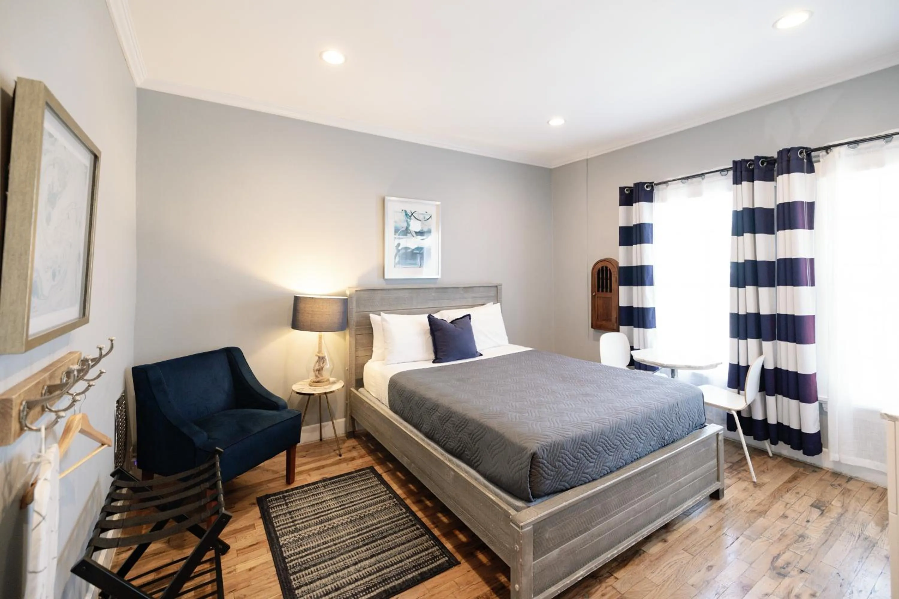 Bed in Broadlind Hotel