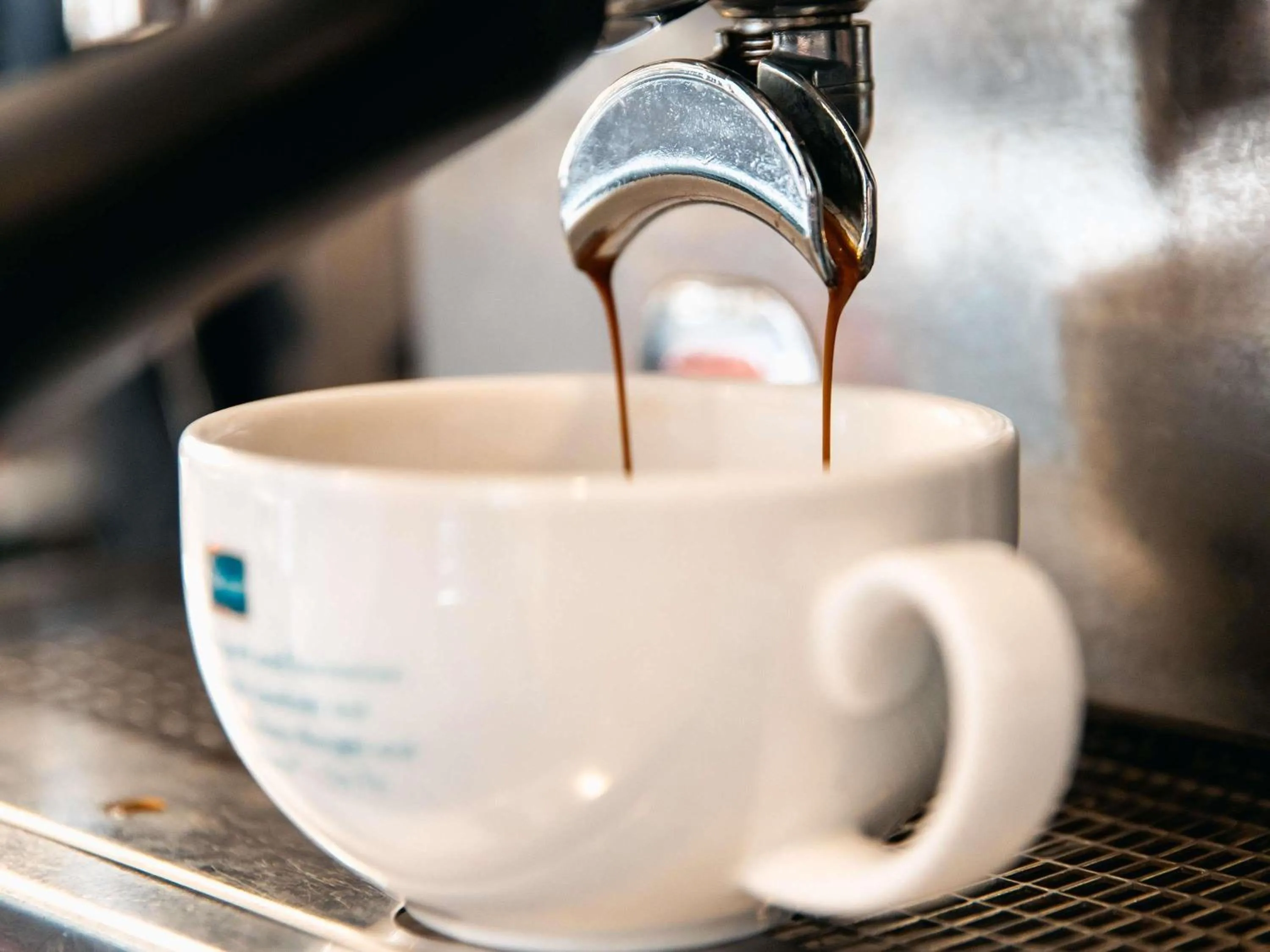 Lounge or bar in Mercure Sydney Parramatta