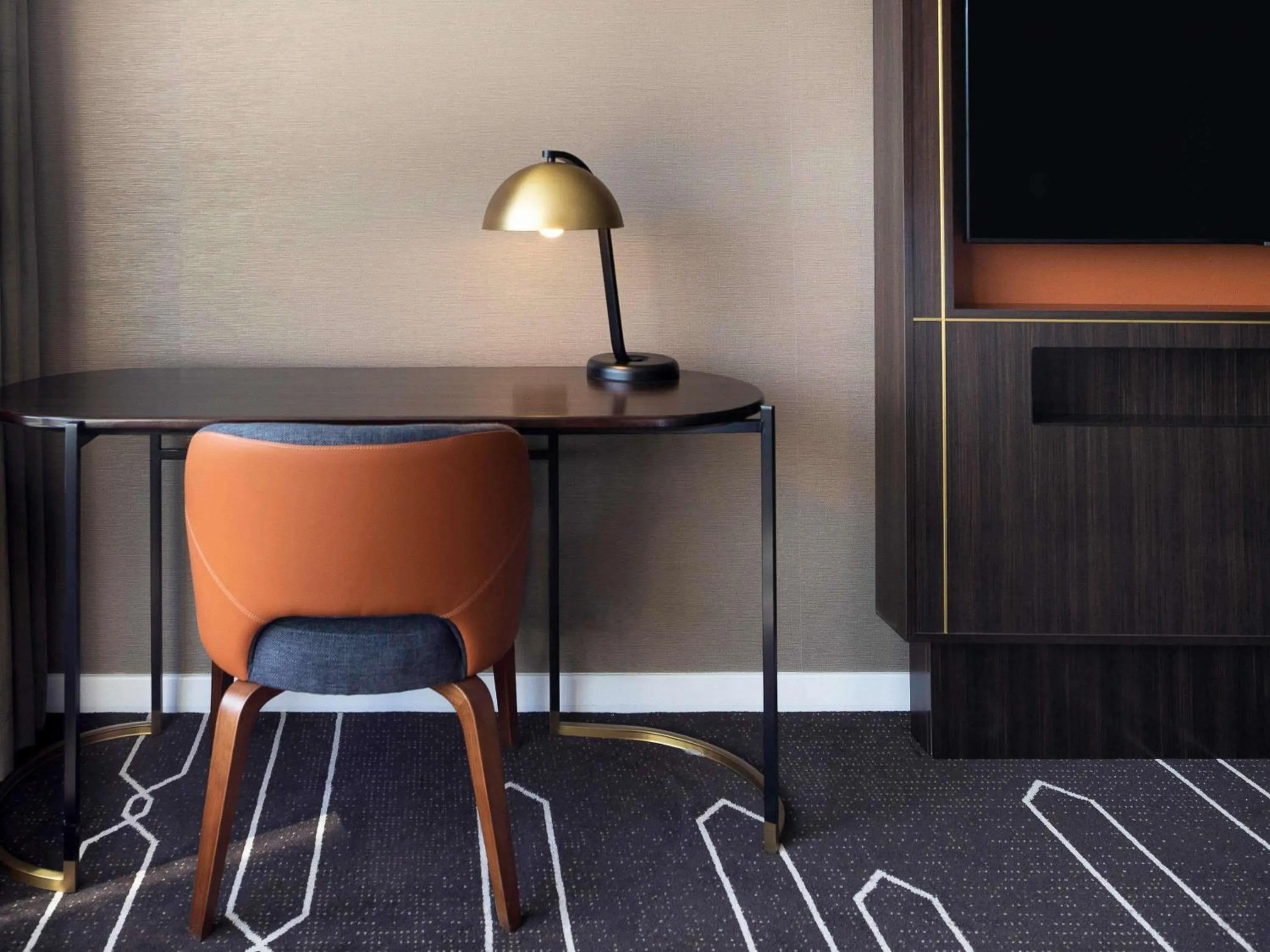 Bedroom in Mercure Sydney Parramatta