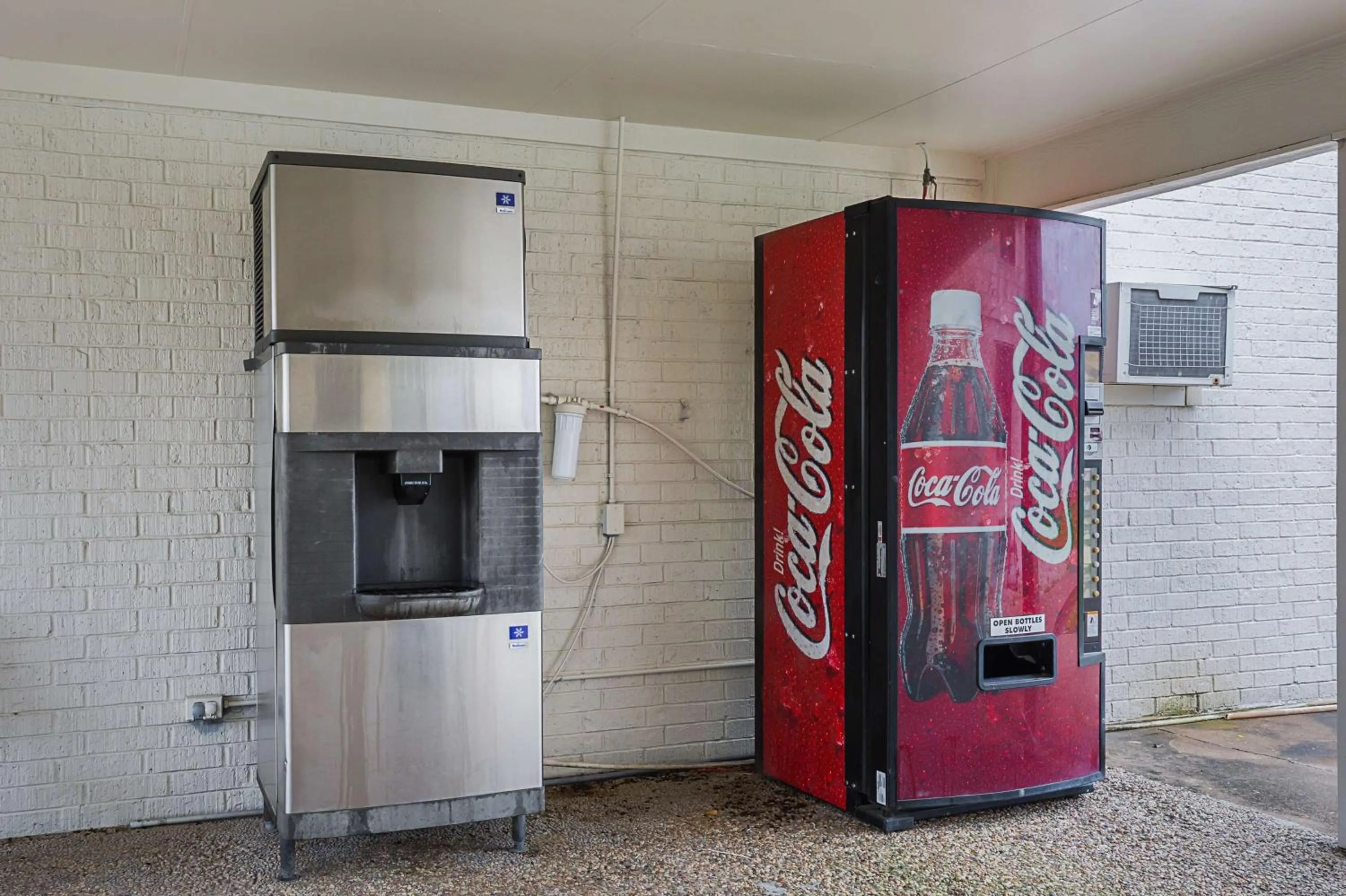 On site in Motel 6-Madisonville, TX