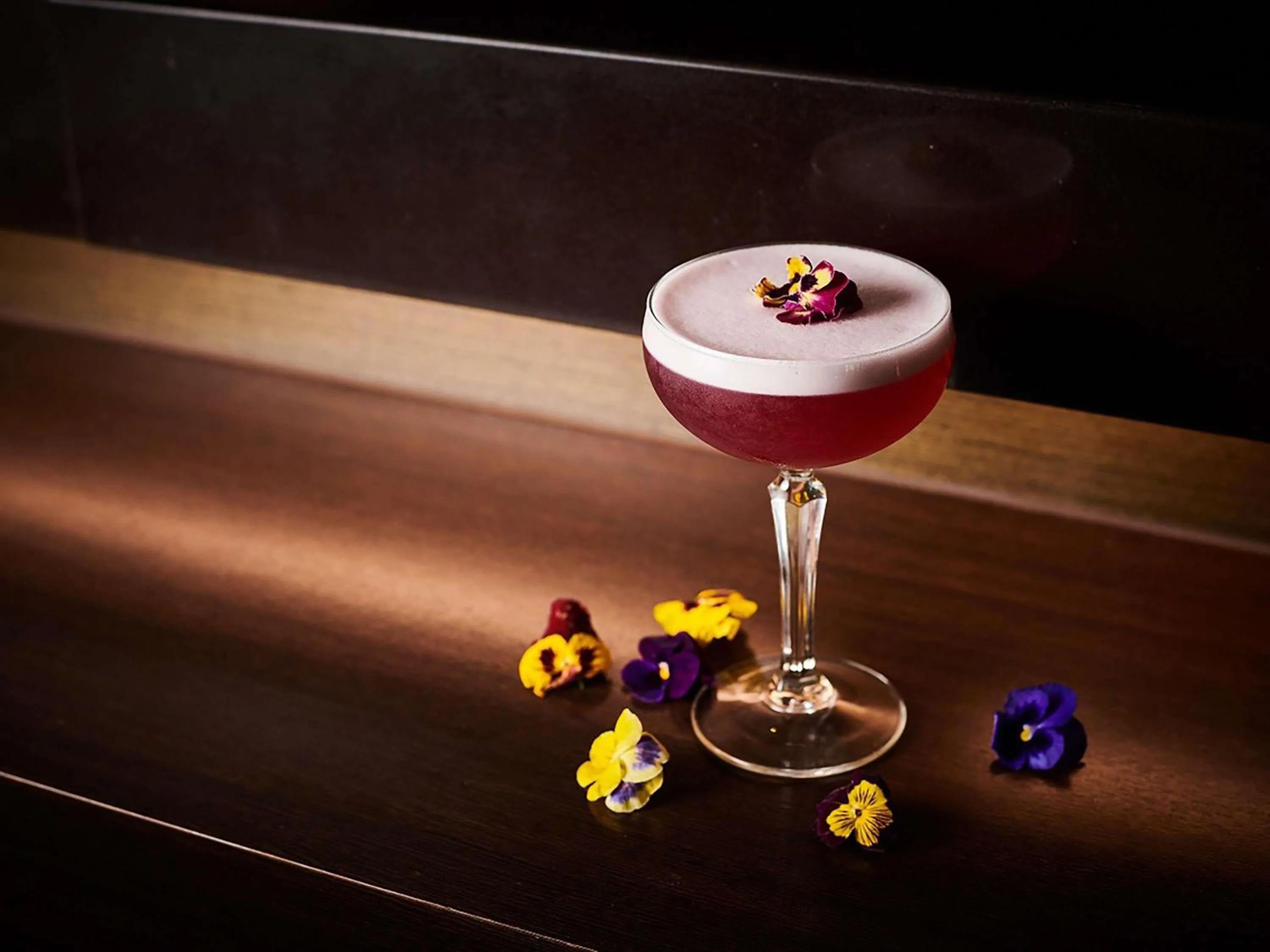 Lounge or bar in Novotel Melbourne Glen Waverley