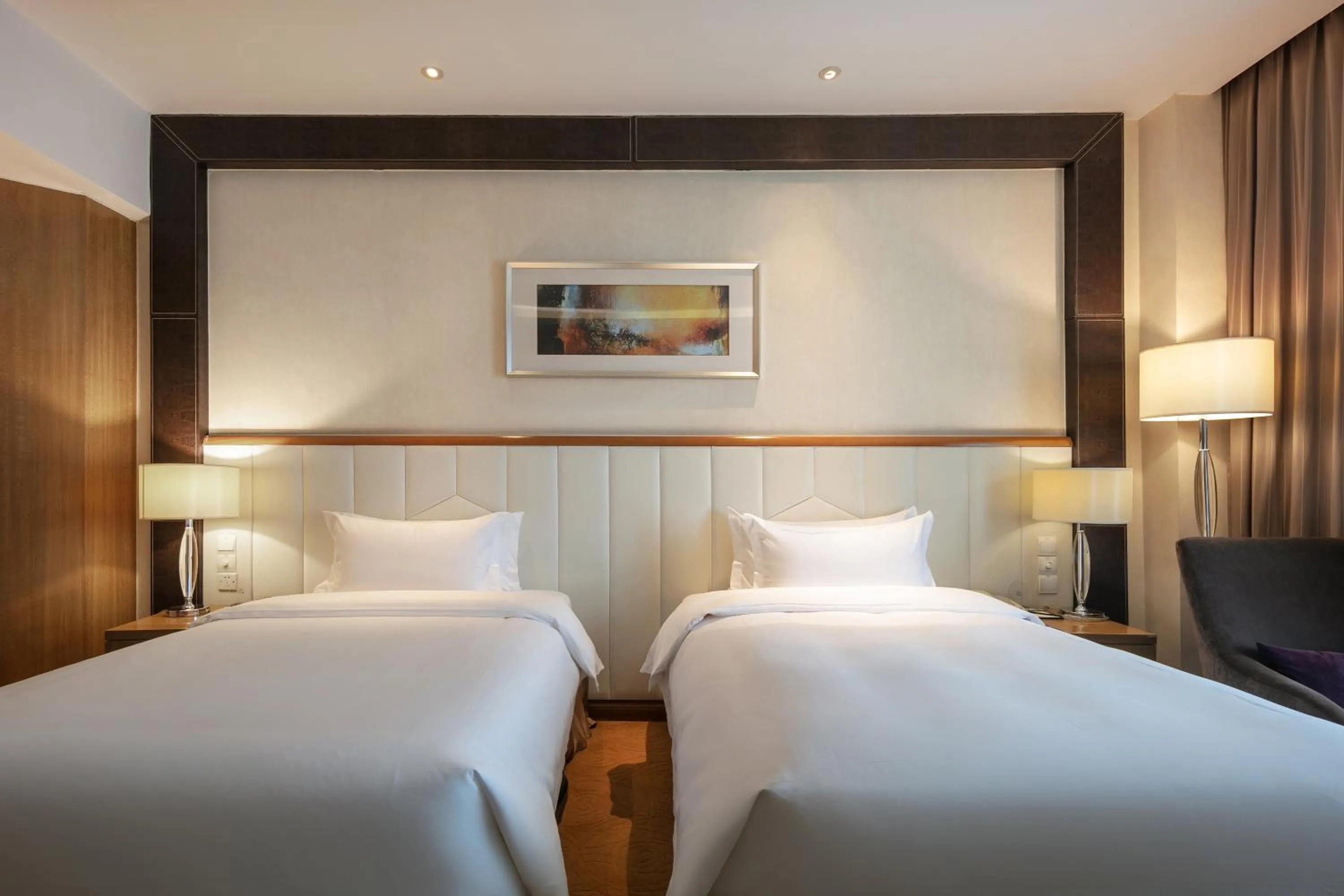 Bed in Landison Airport Hotel Hangzhou