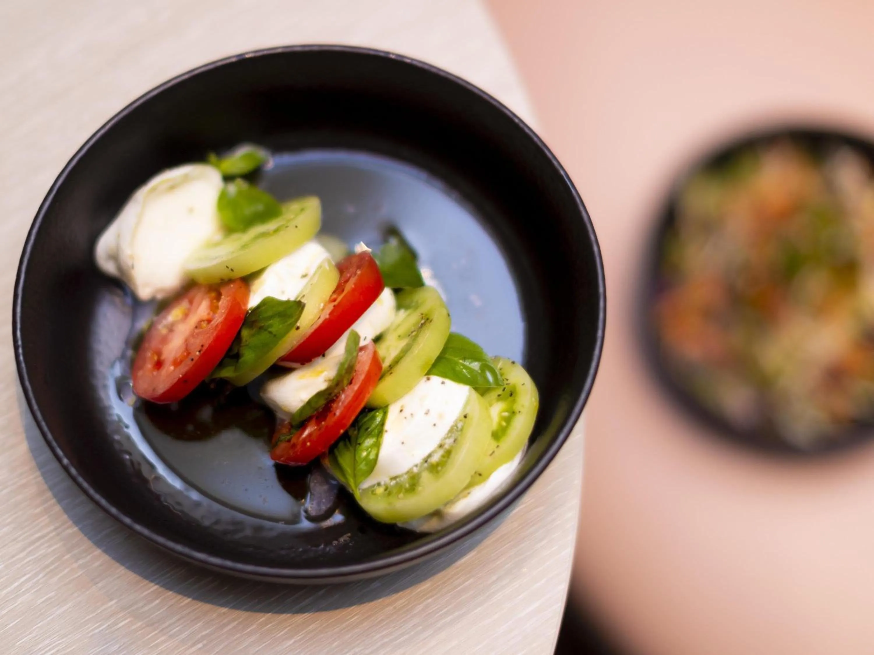 Restaurant/places to eat in Novotel Sydney International Airport