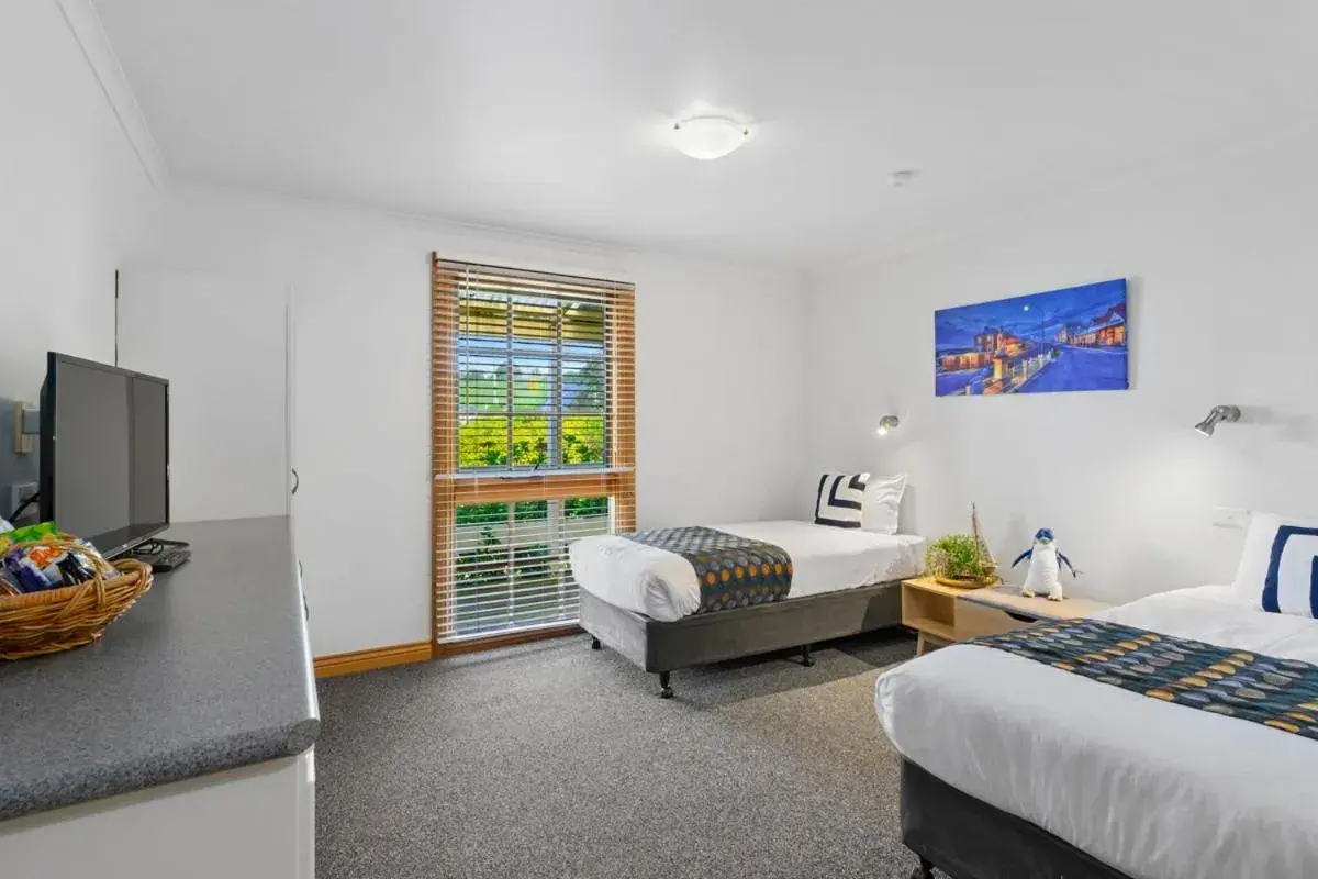 Standard Twin Room in Stanley Seaview Inn Standard Twin Room in Stanley Seaview Inn