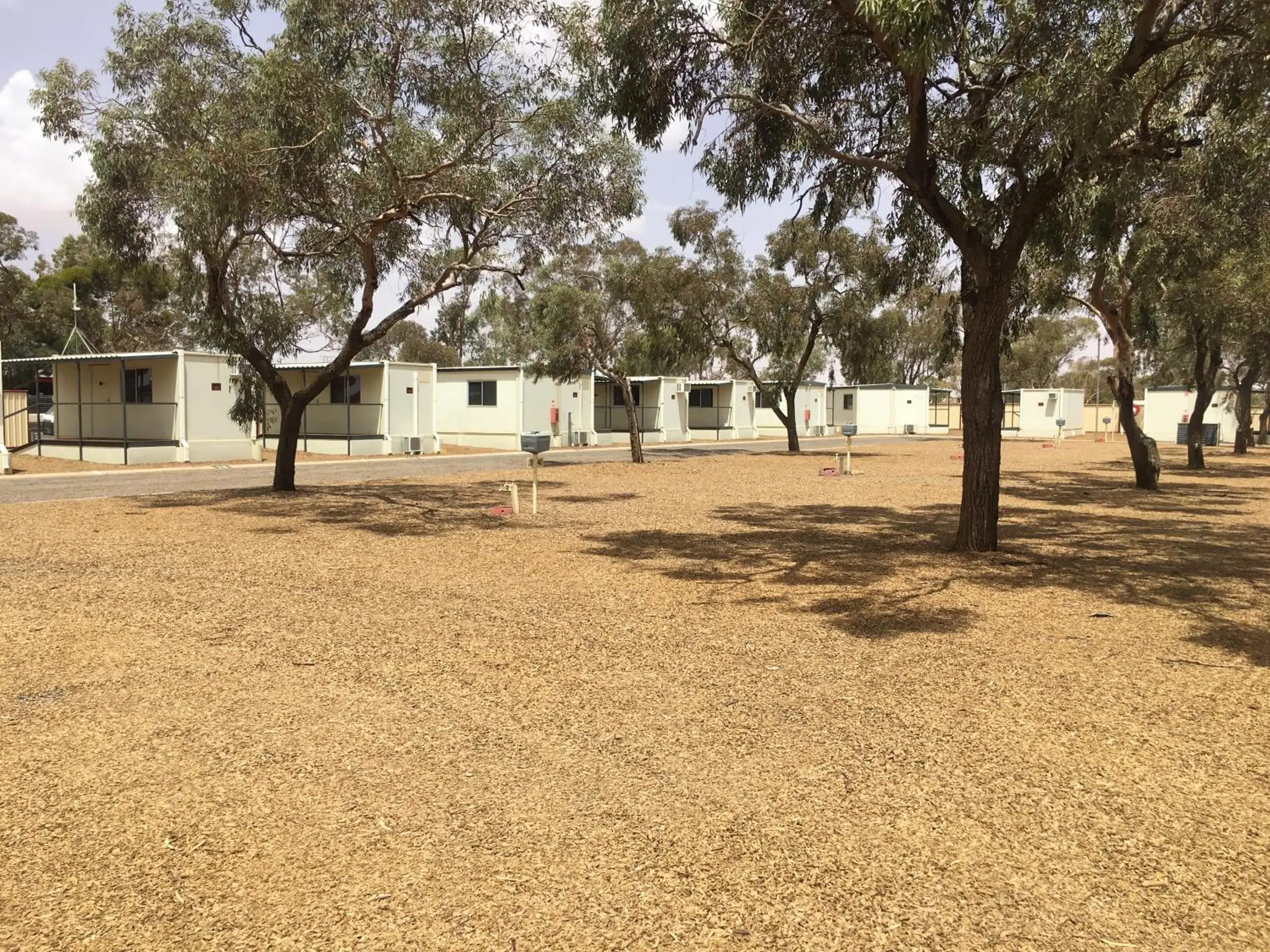 Budget Ensuite Twin Cabin in Broken Hill Tourist Park Budget Ensuite Twin Cabin in Broken Hill Tourist Park