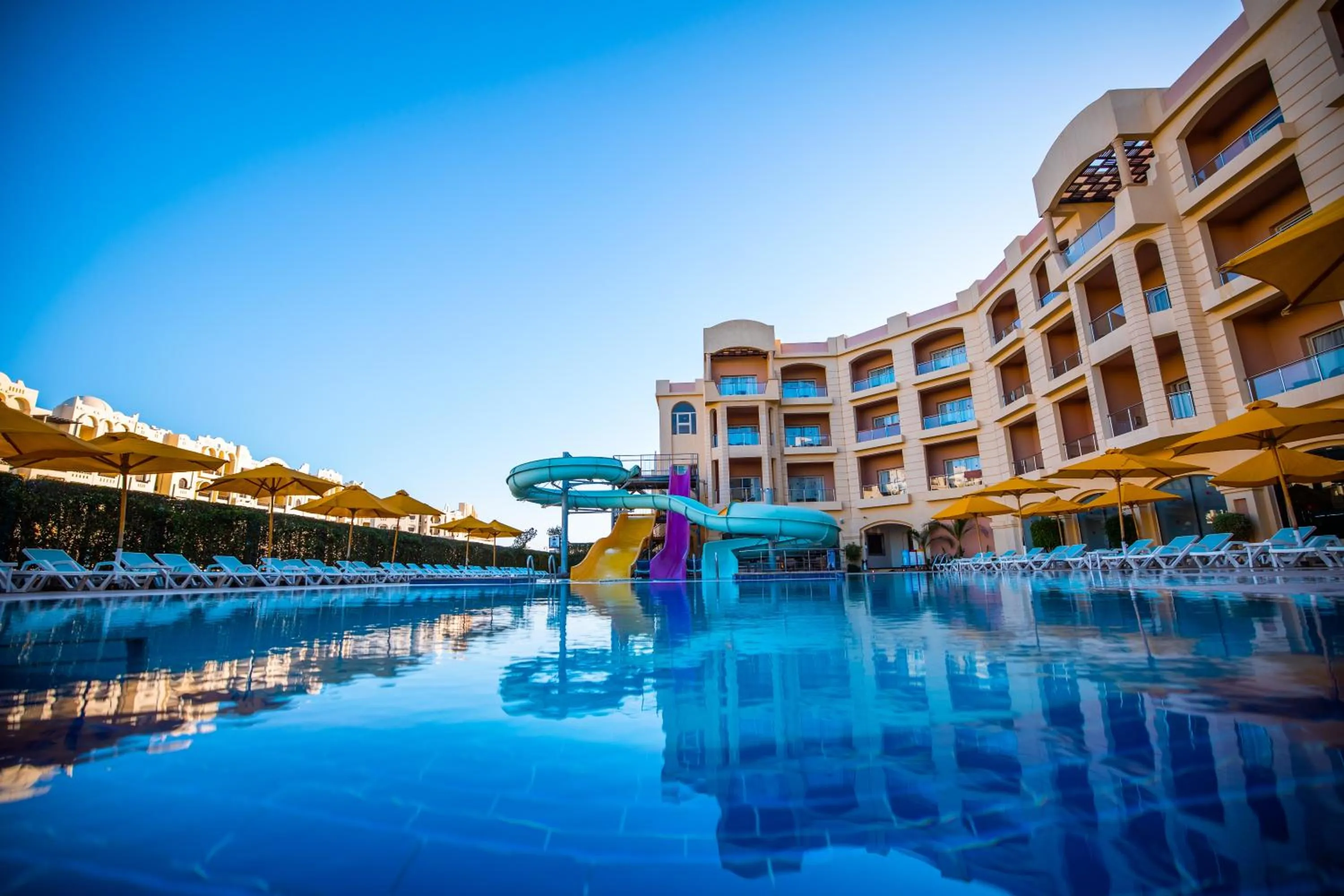 Swimming pool in Tropitel Sahl Hasheesh