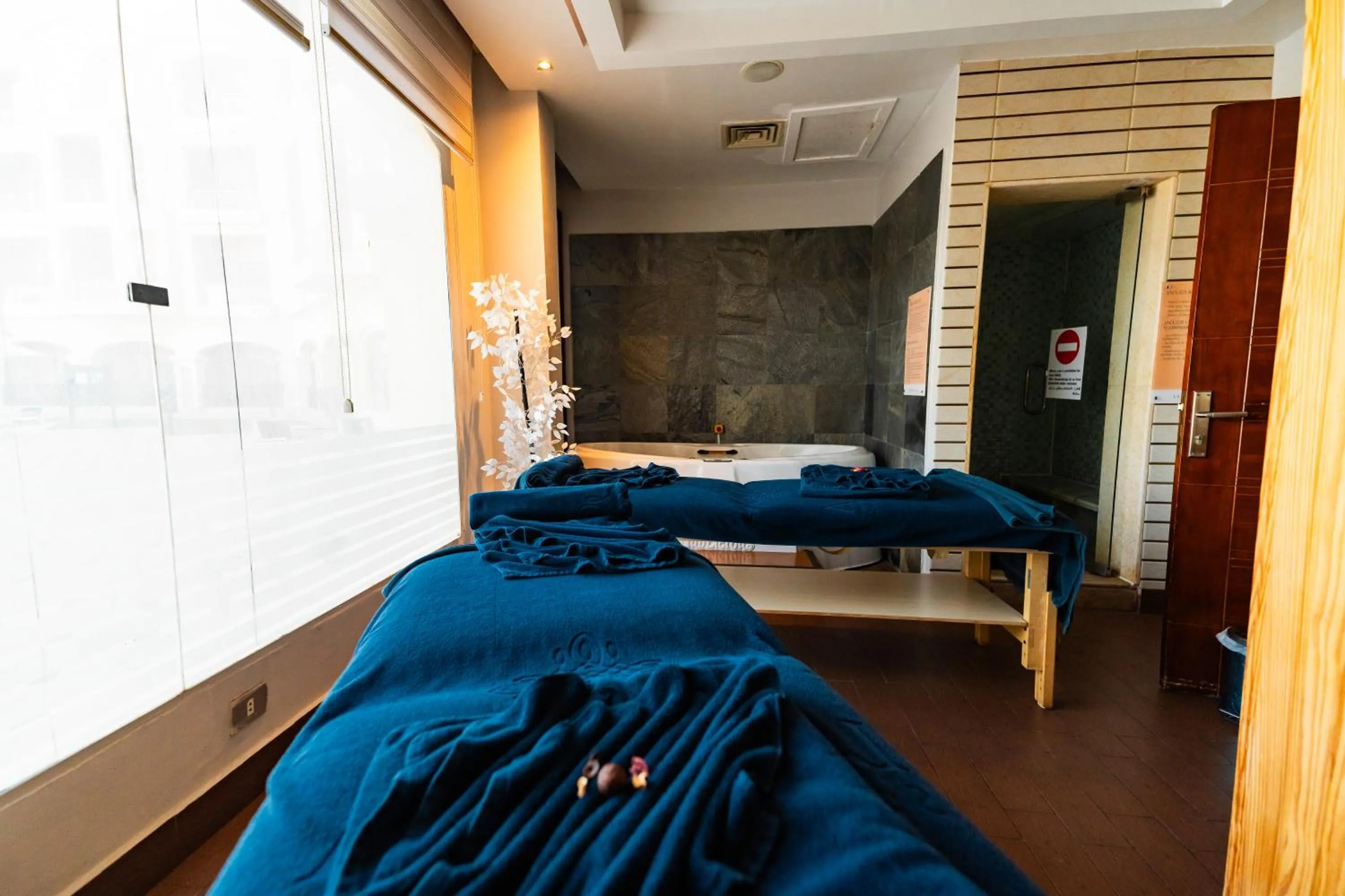 Spa and wellness centre/facilities, Bed in Tropitel Sahl Hasheesh