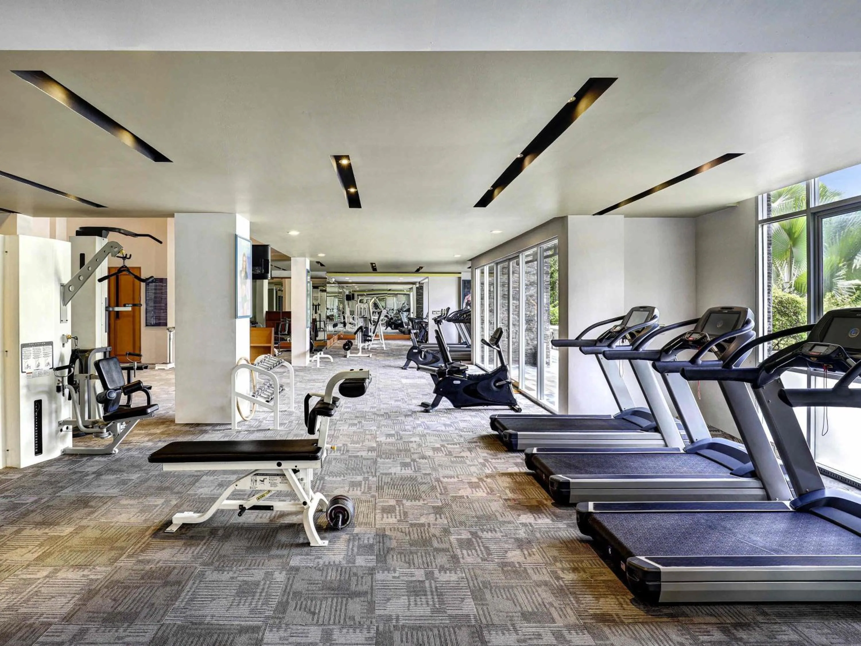 Fitness centre/facilities in Novotel Palembang