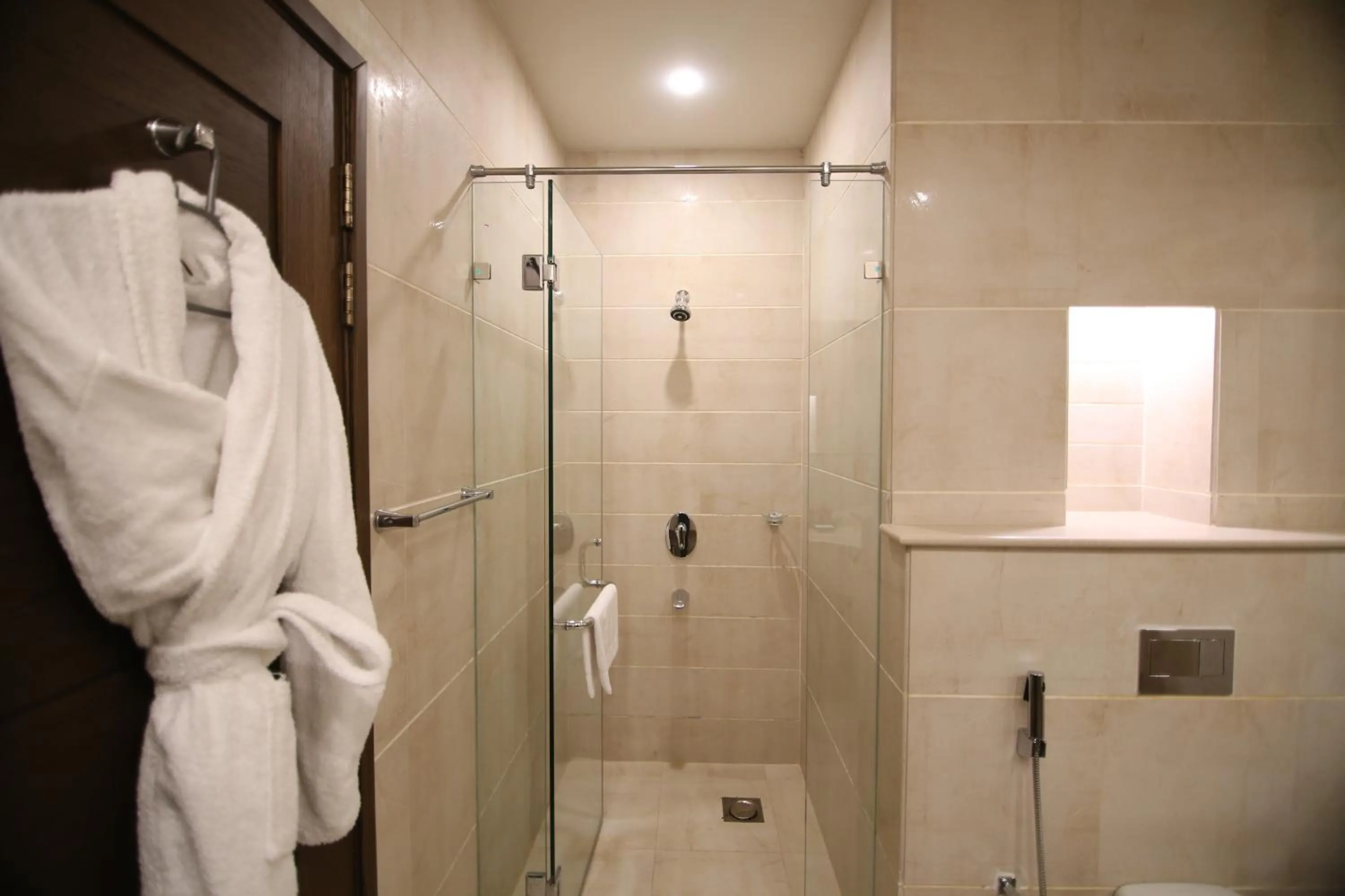 Shower in Defence Raya Golf & Country Club