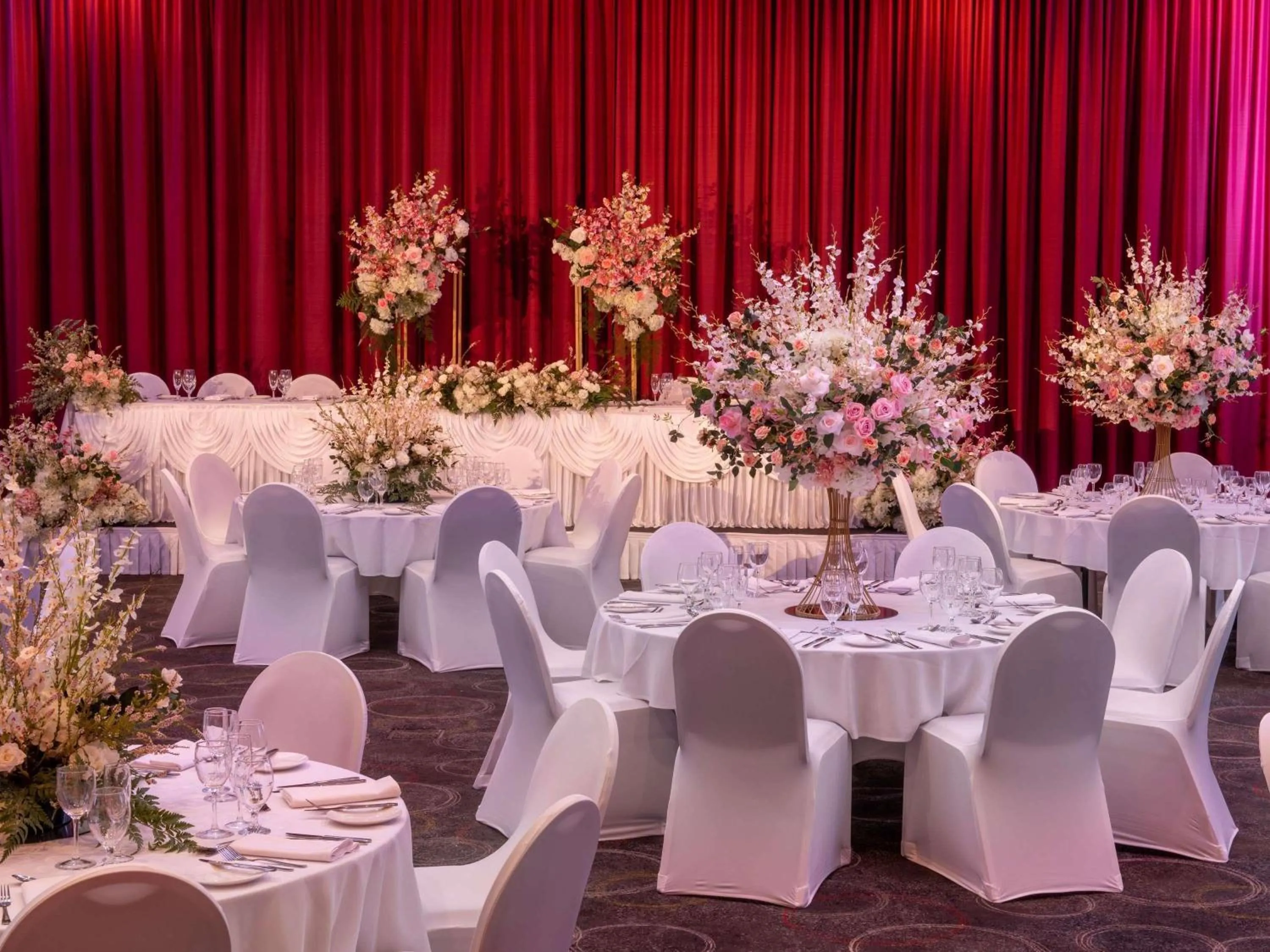 wedding in Novotel Perth Langley