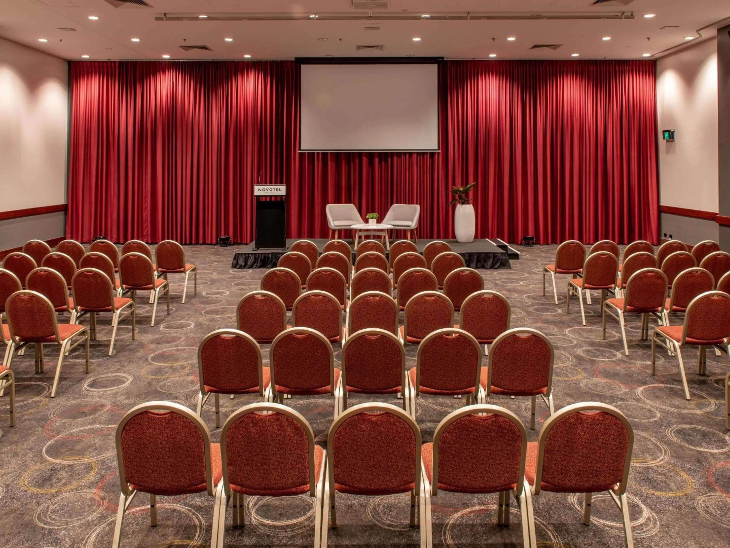Meeting/conference room in Novotel Perth Langley