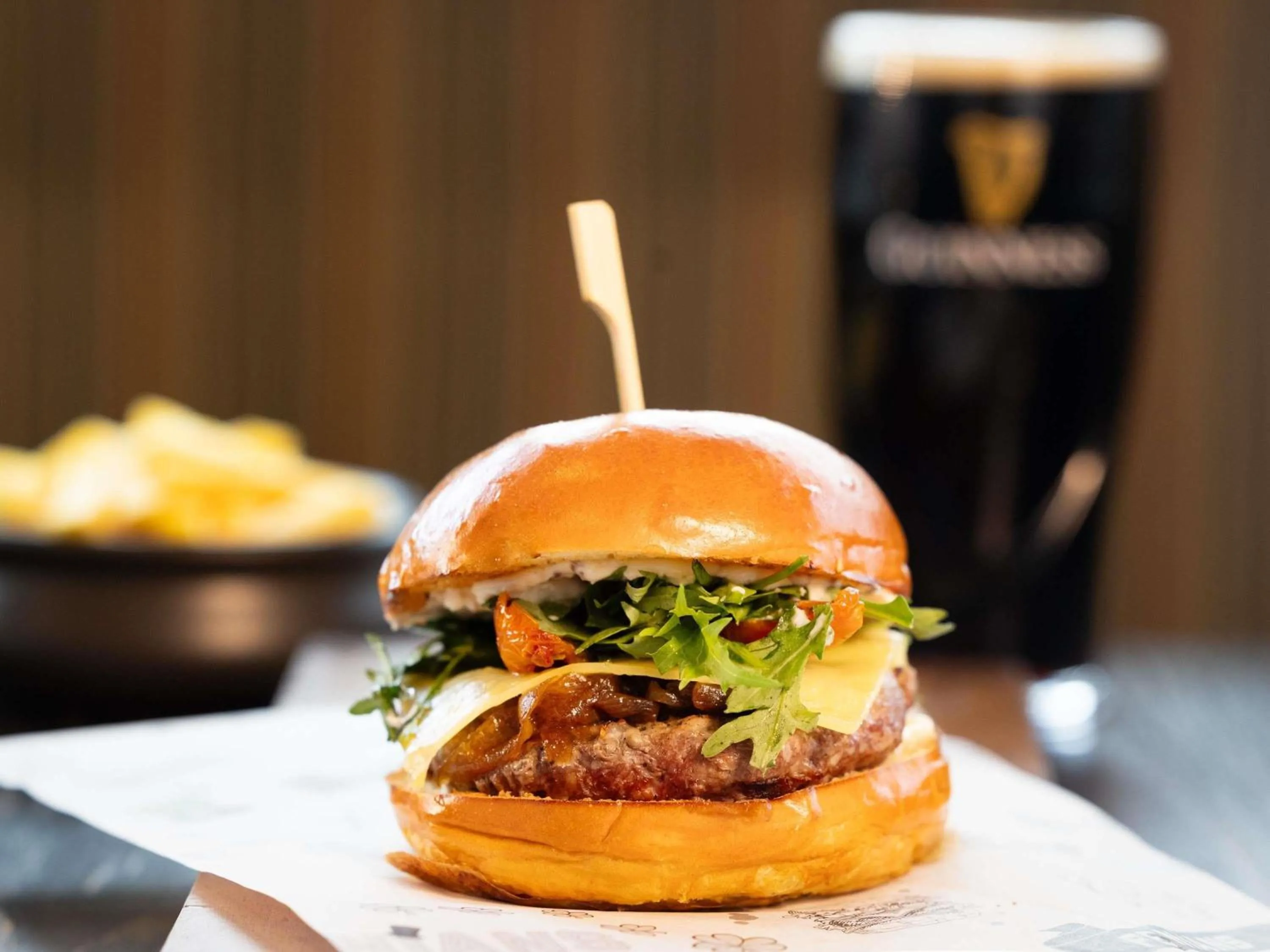 Restaurant/places to eat in Novotel Perth Langley