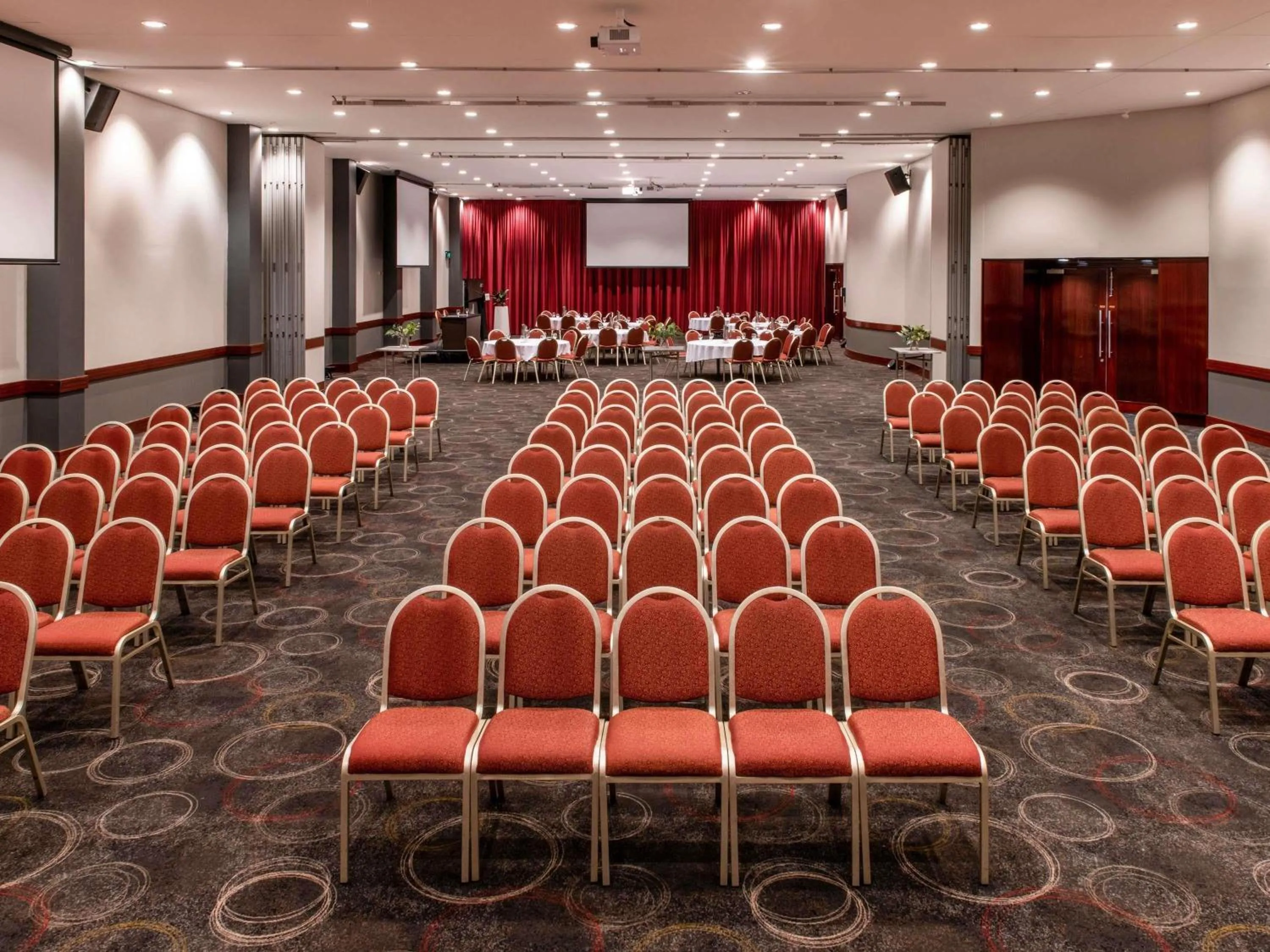 Meeting/conference room in Novotel Perth Langley