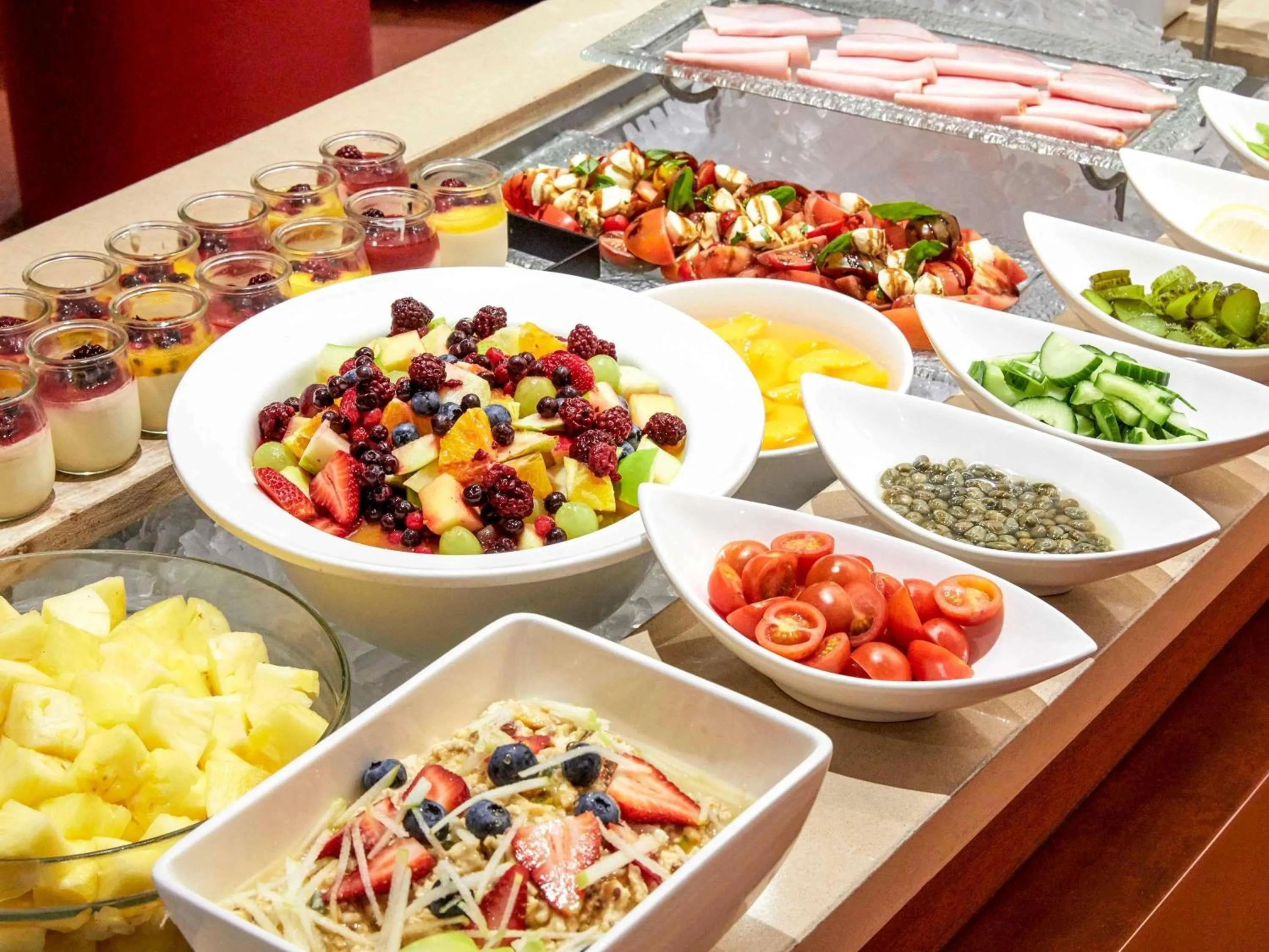 Breakfast in Novotel Perth Langley