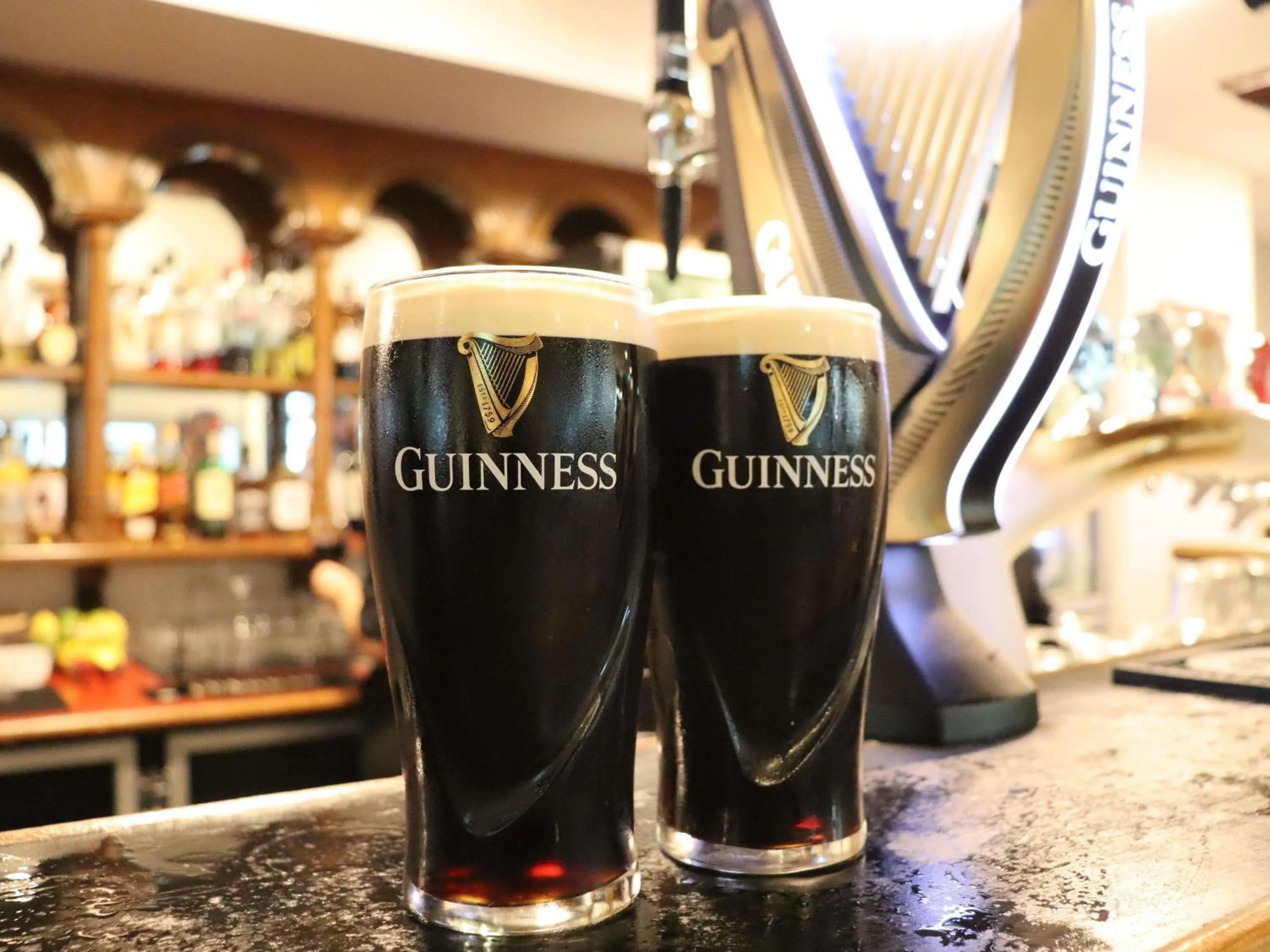 Restaurant/places to eat in Novotel Perth Langley