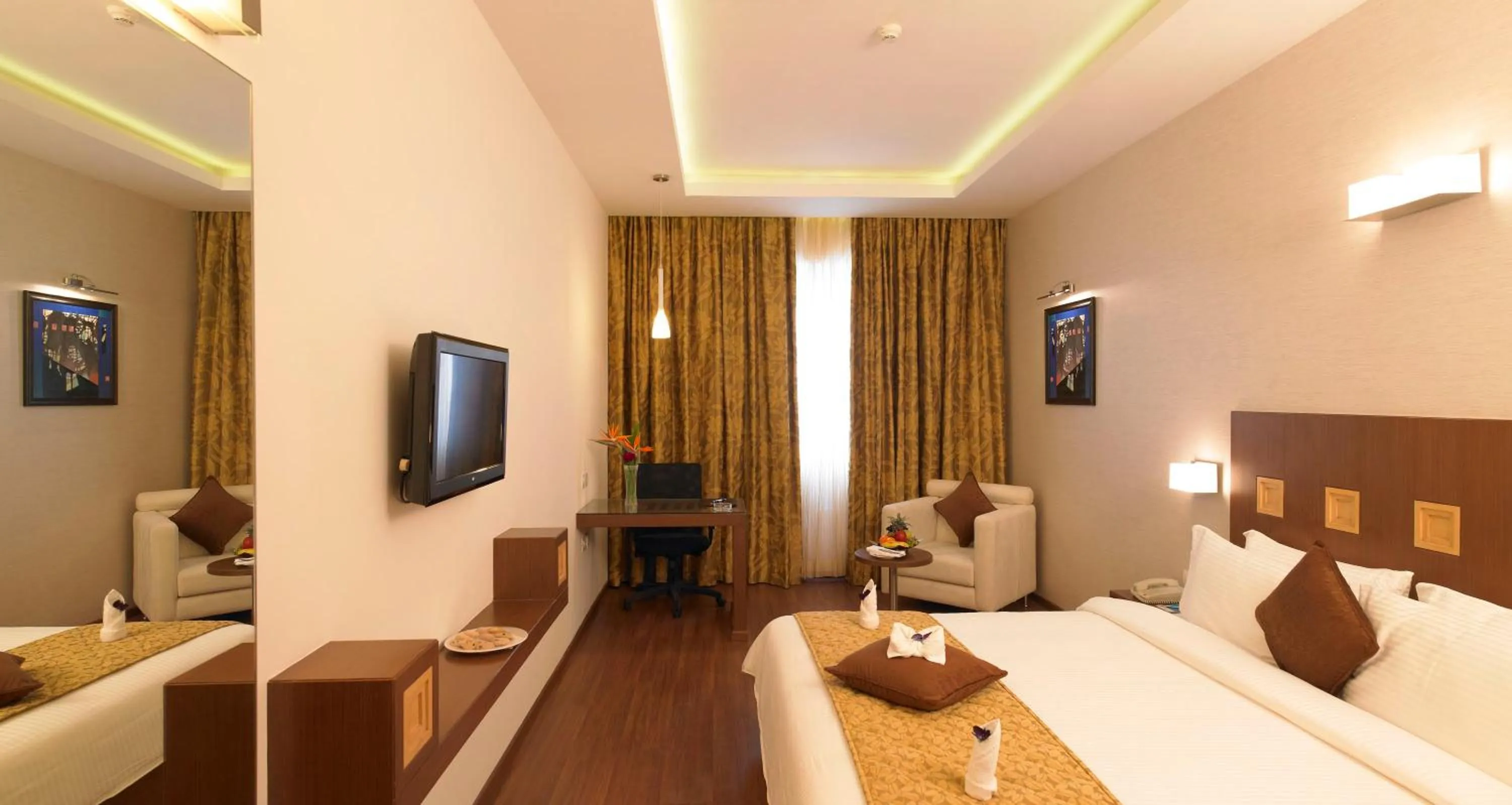TV and multimedia, Bed in Blu Petal - A Business Hotel
