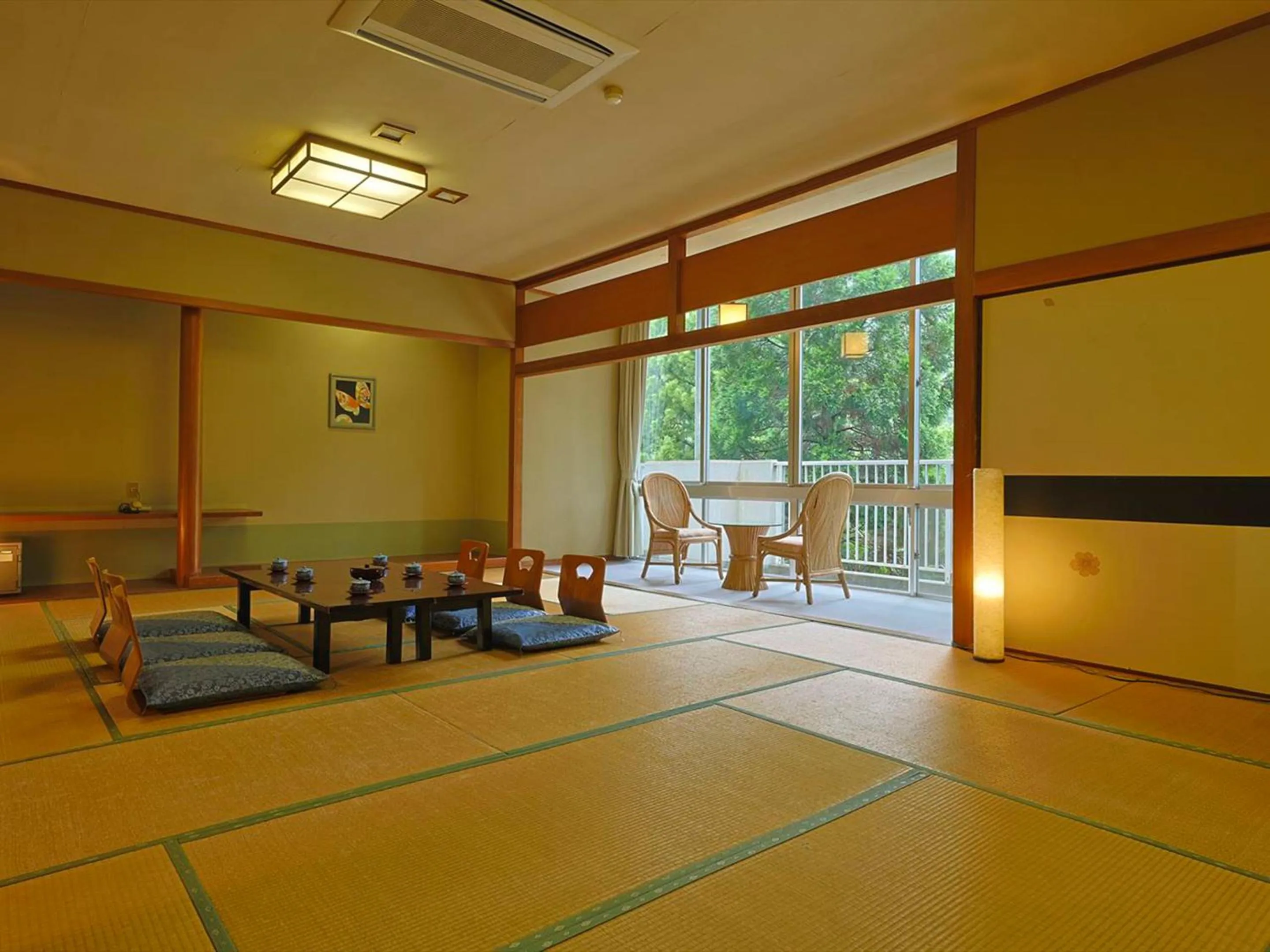 Photo of the whole room in Hinotani Onsen Misugi Resort