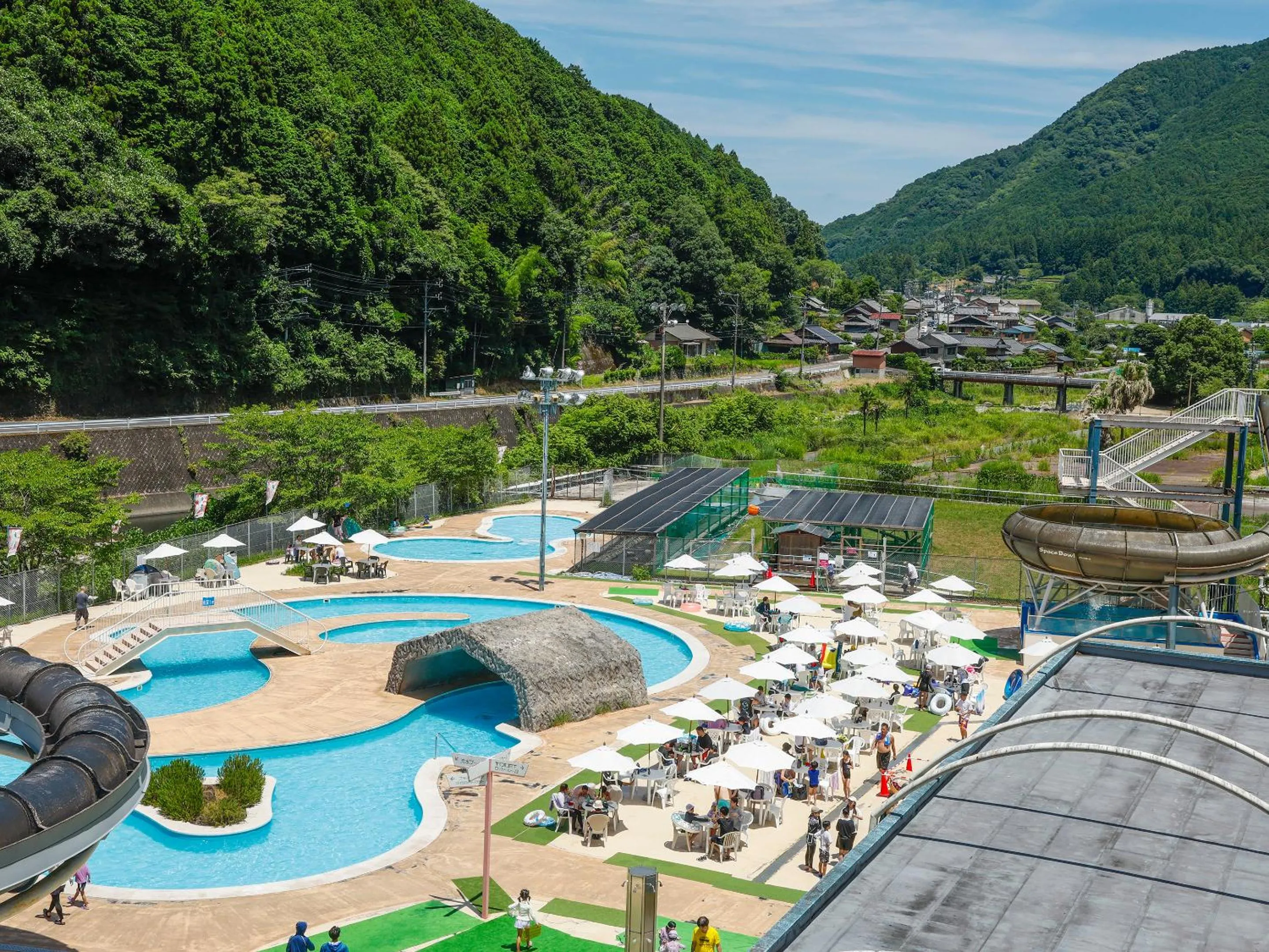 Area and facilities in Hinotani Onsen Misugi Resort