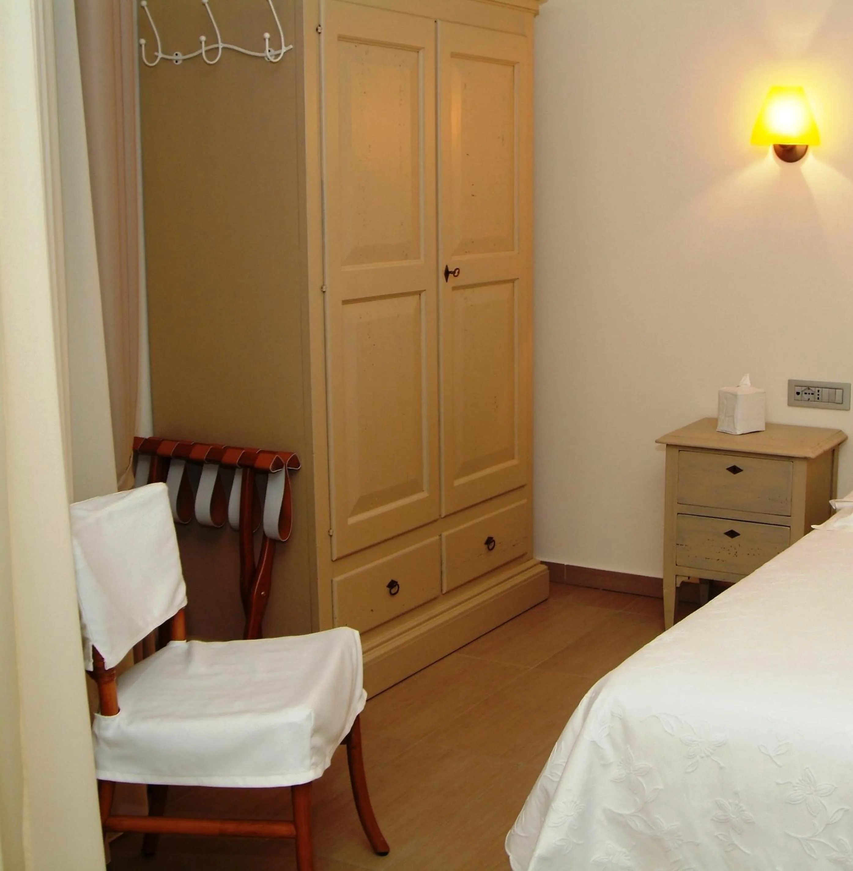 Decorative detail, Bed in Hotel Piccolo Principe