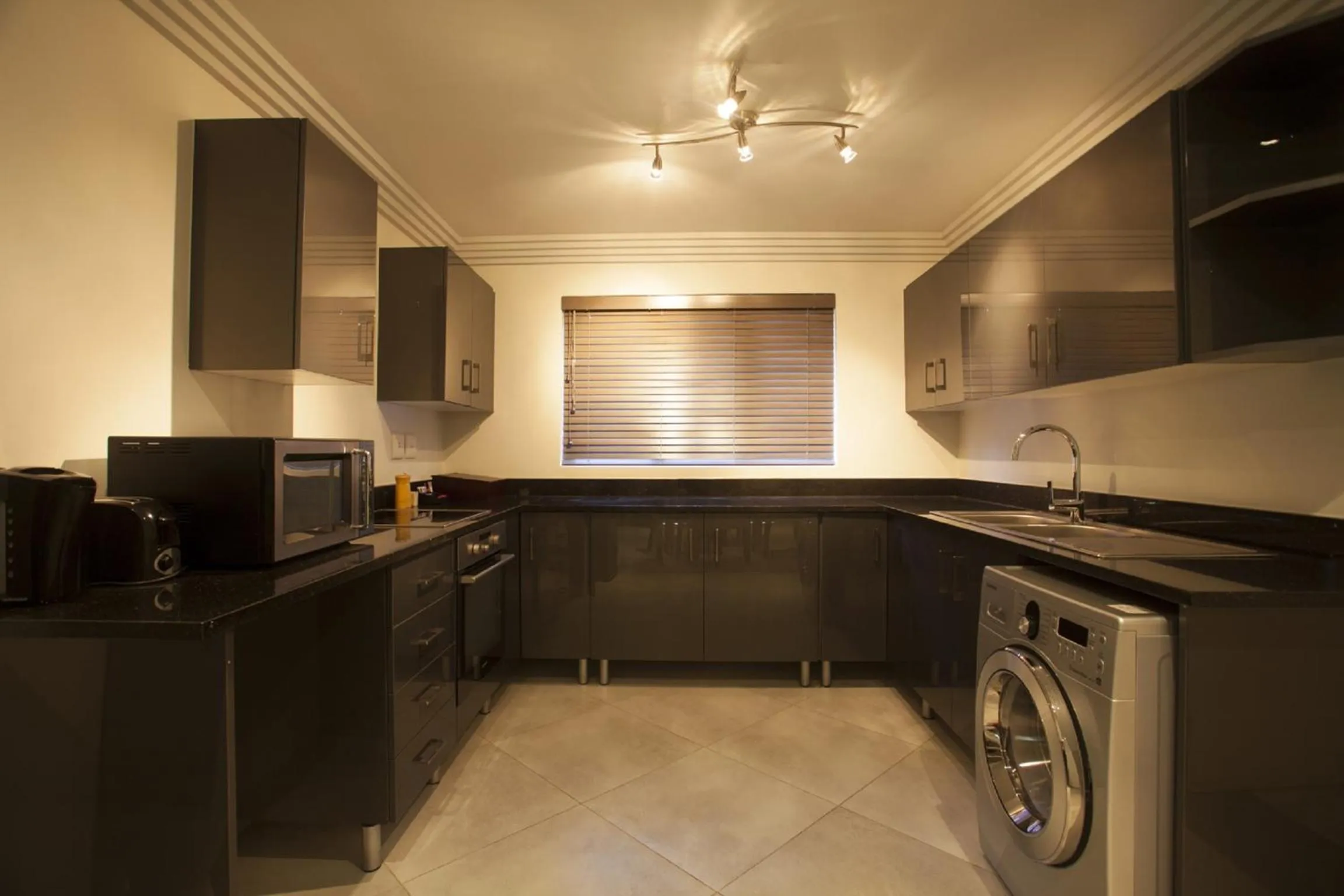 Kitchen or kitchenette in Villa Moyal