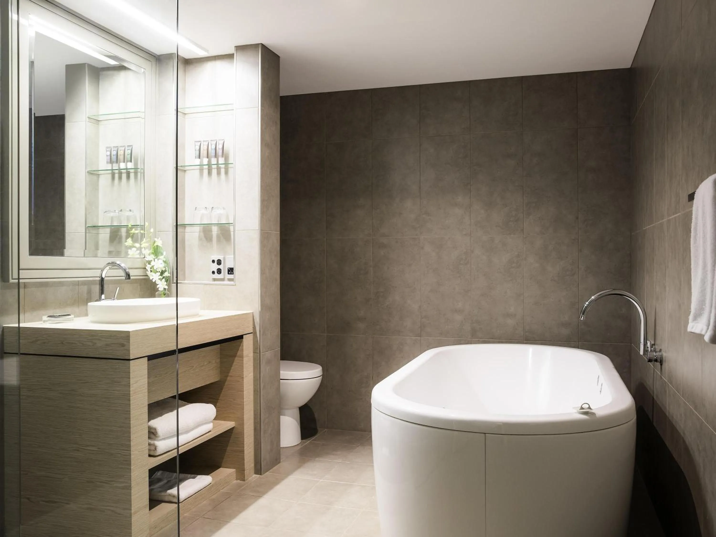 Bedroom in Novotel Melbourne On Collins