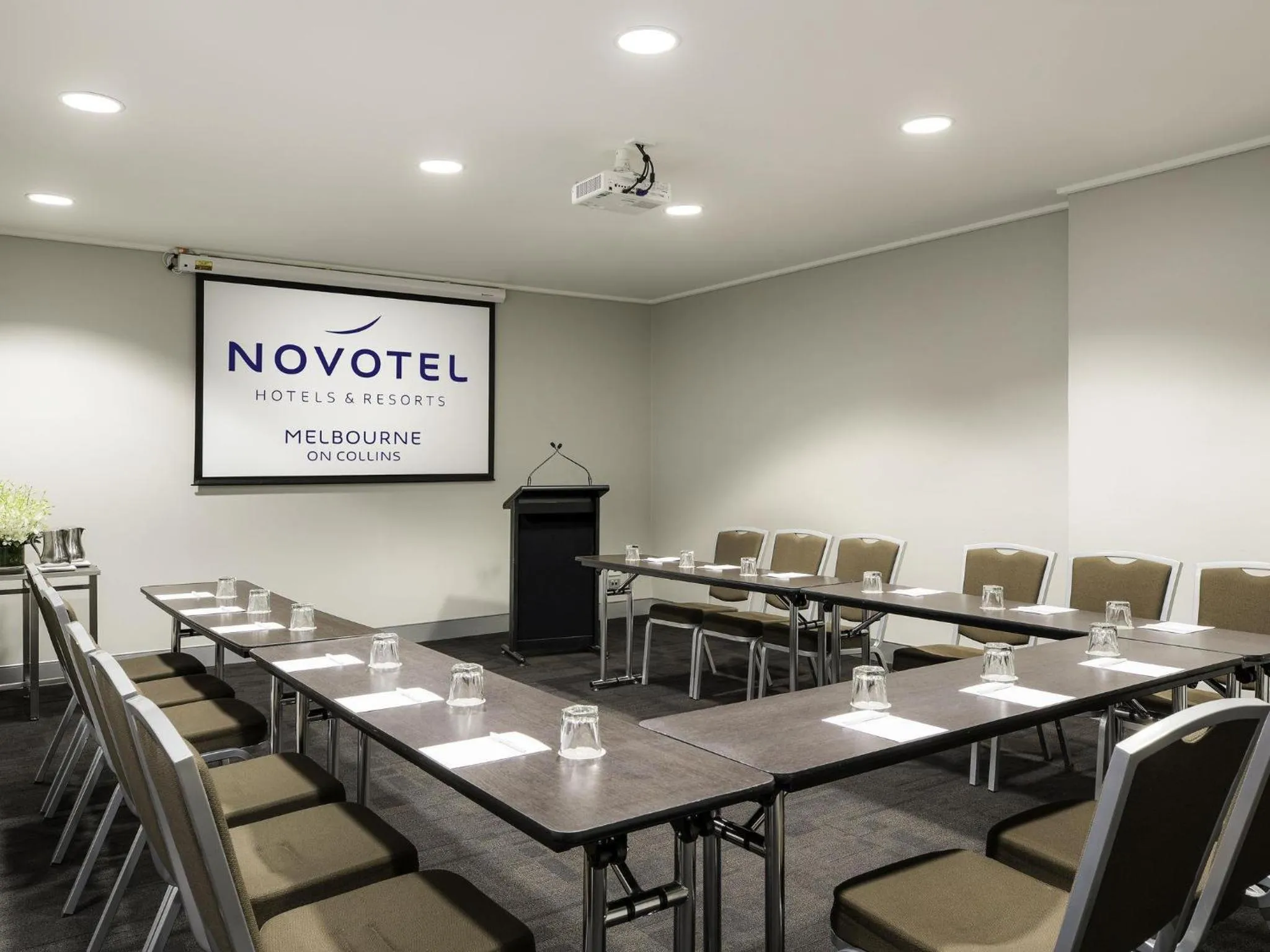 Meeting/conference room in Novotel Melbourne On Collins