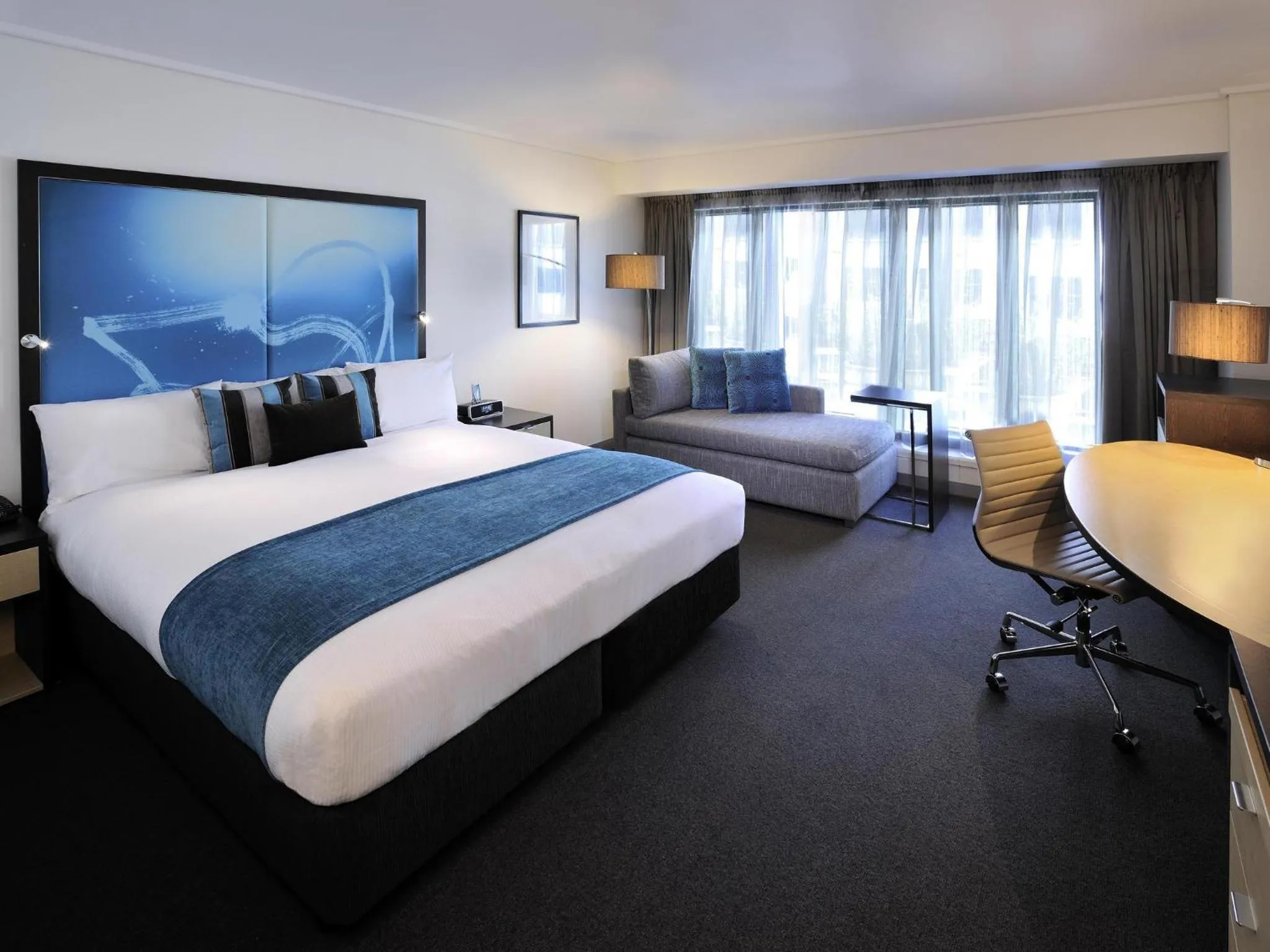 Bedroom, Bed in Novotel Melbourne On Collins