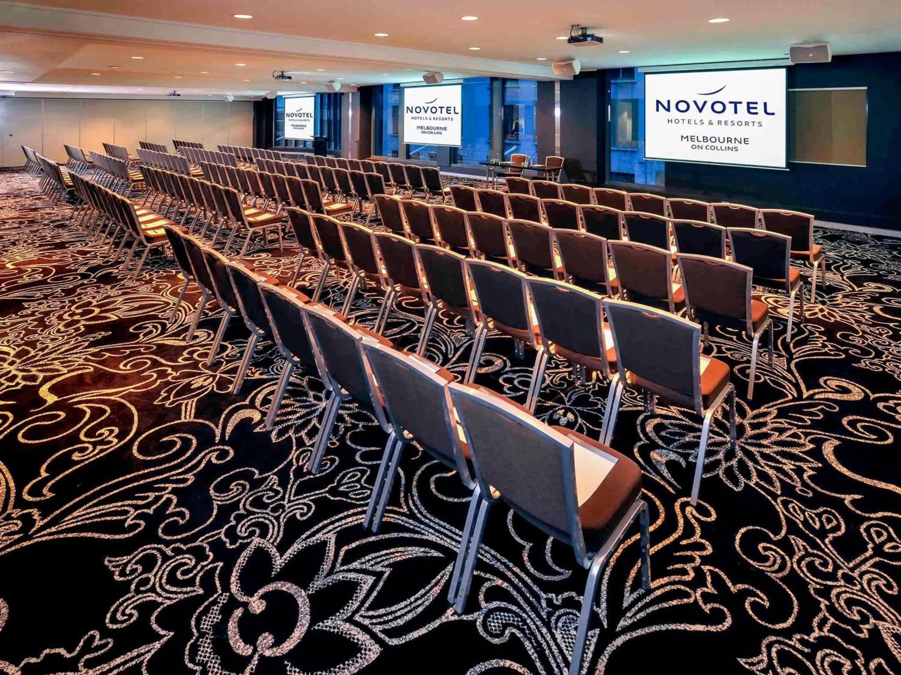 Meeting/conference room in Novotel Melbourne On Collins