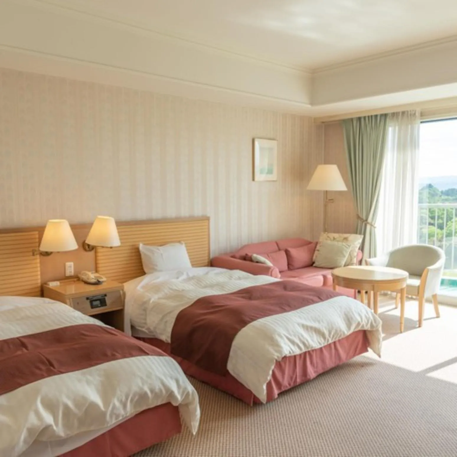 Bed in Onahama Ocean Hotel & Golf Club