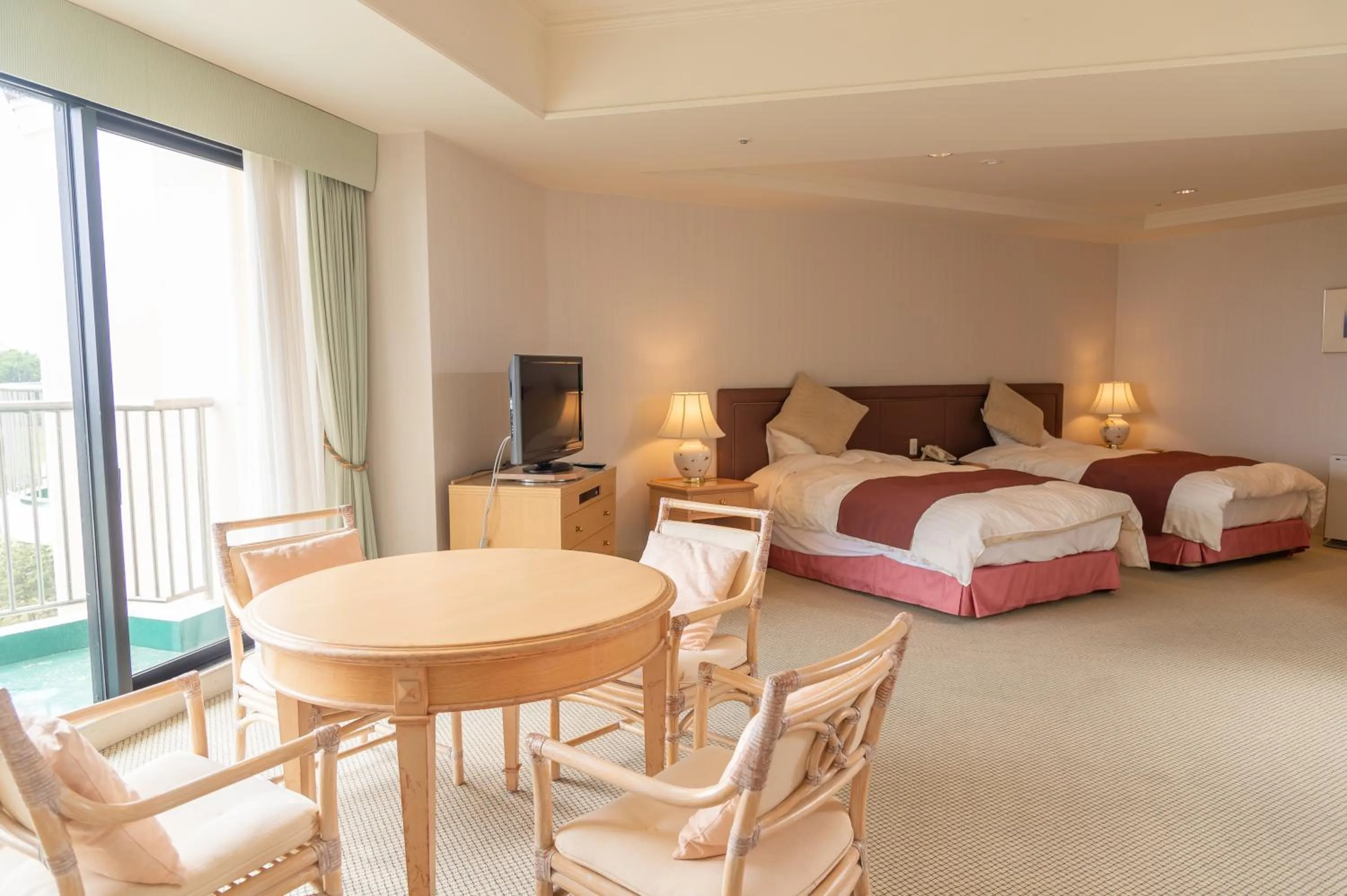 Bed in Onahama Ocean Hotel & Golf Club