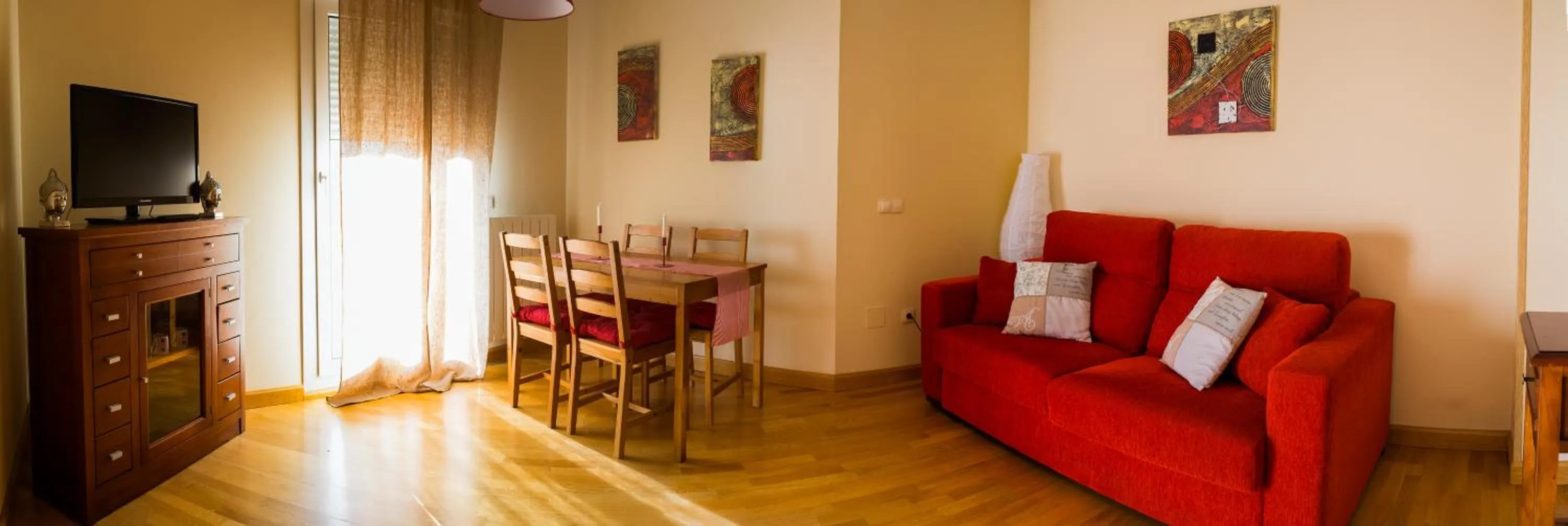 Dining area in Aticos La Aliseda by Valdesierra