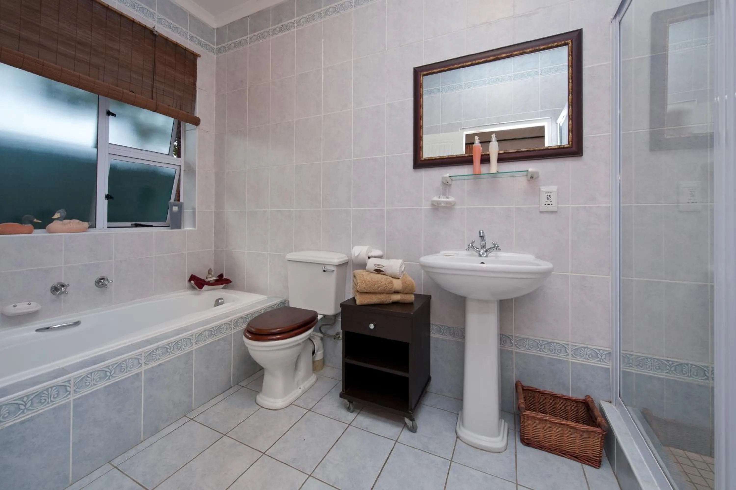 Shower in Brown Jug Guest House