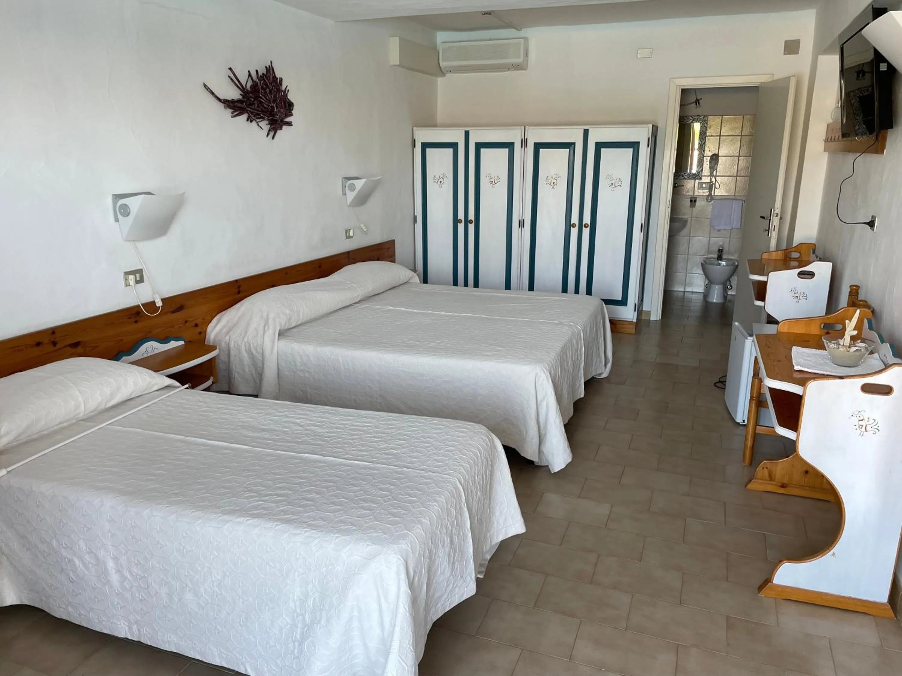 Photo of the whole room, Bed in Hotel Olimpia