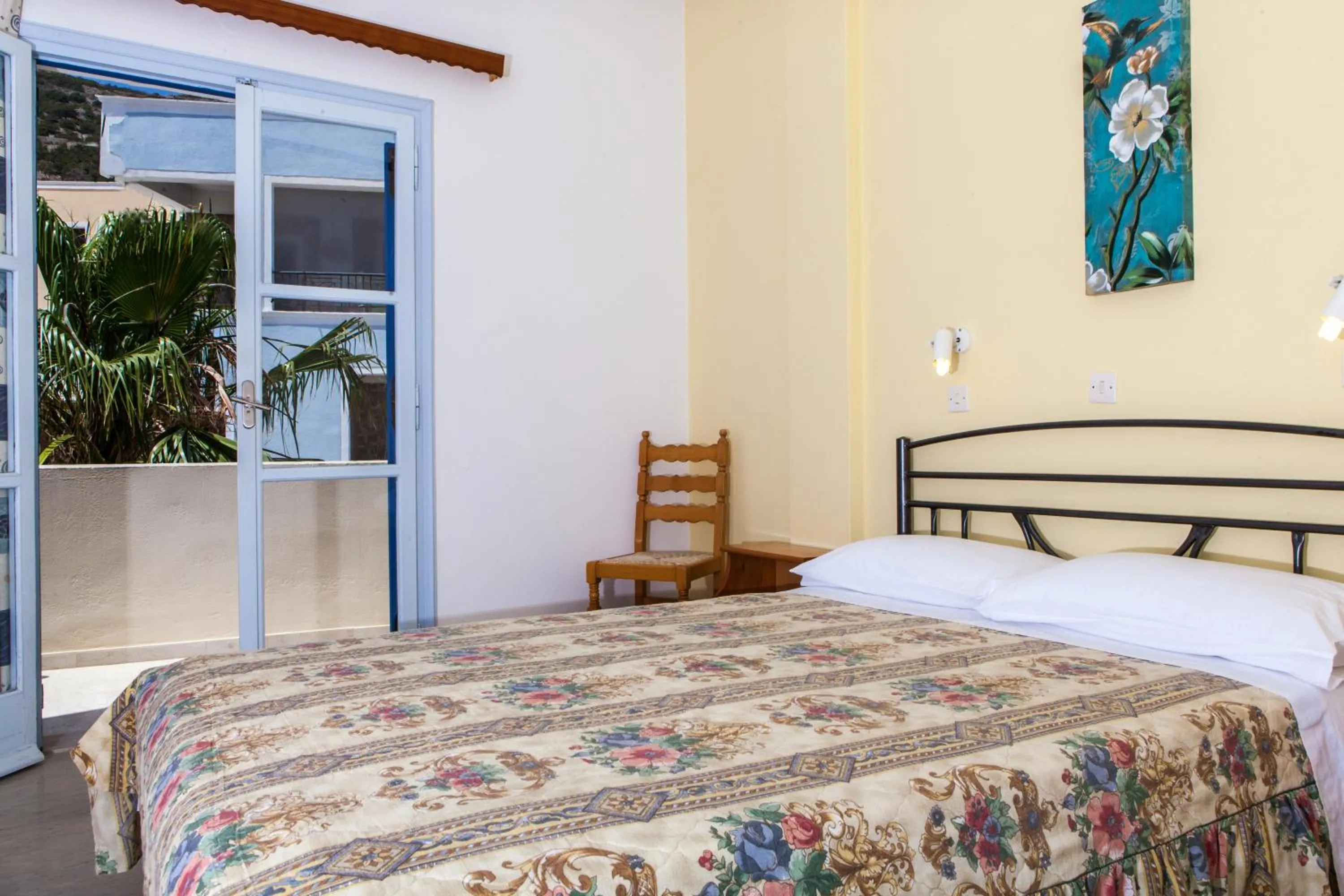 Bedroom, Bed in Akis Hotel