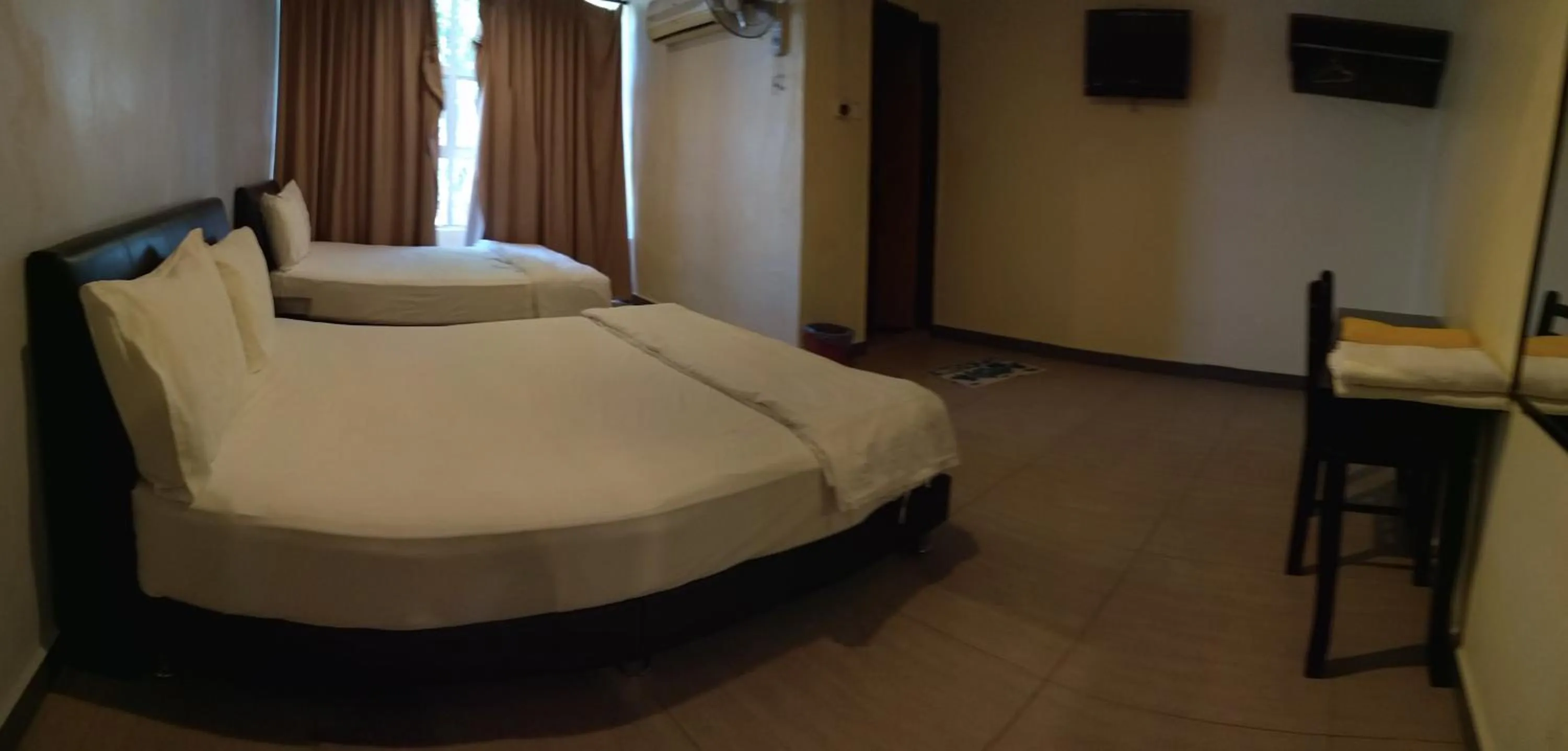 Bed in Starview Hotel