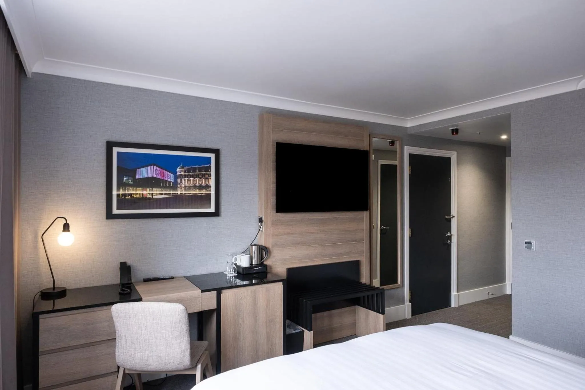 Photo of the whole room, Bed in Sandman Signature Sheffield Quays Hotel