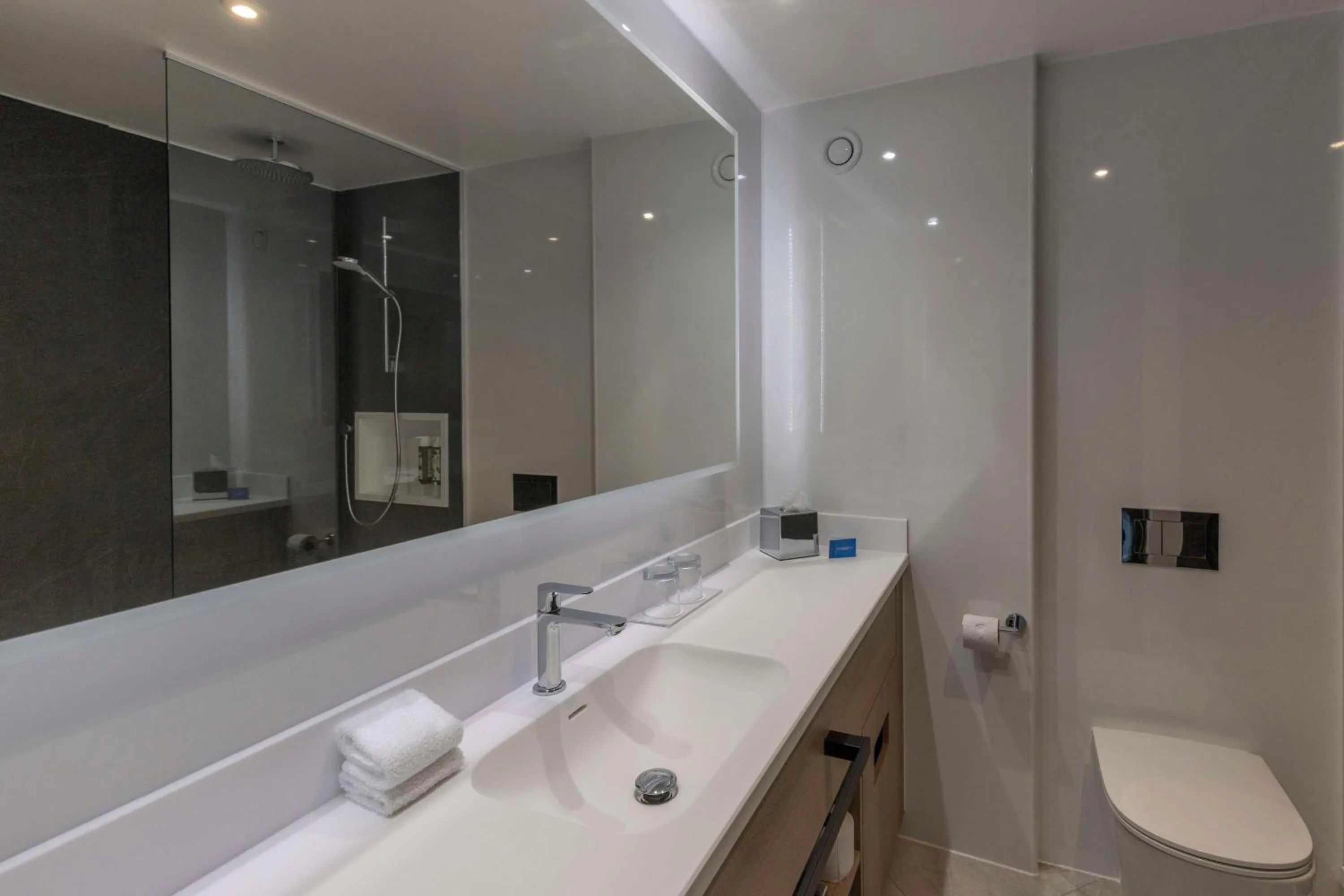 Bathroom in Best Western Plus The Quays Hotel Sheffield