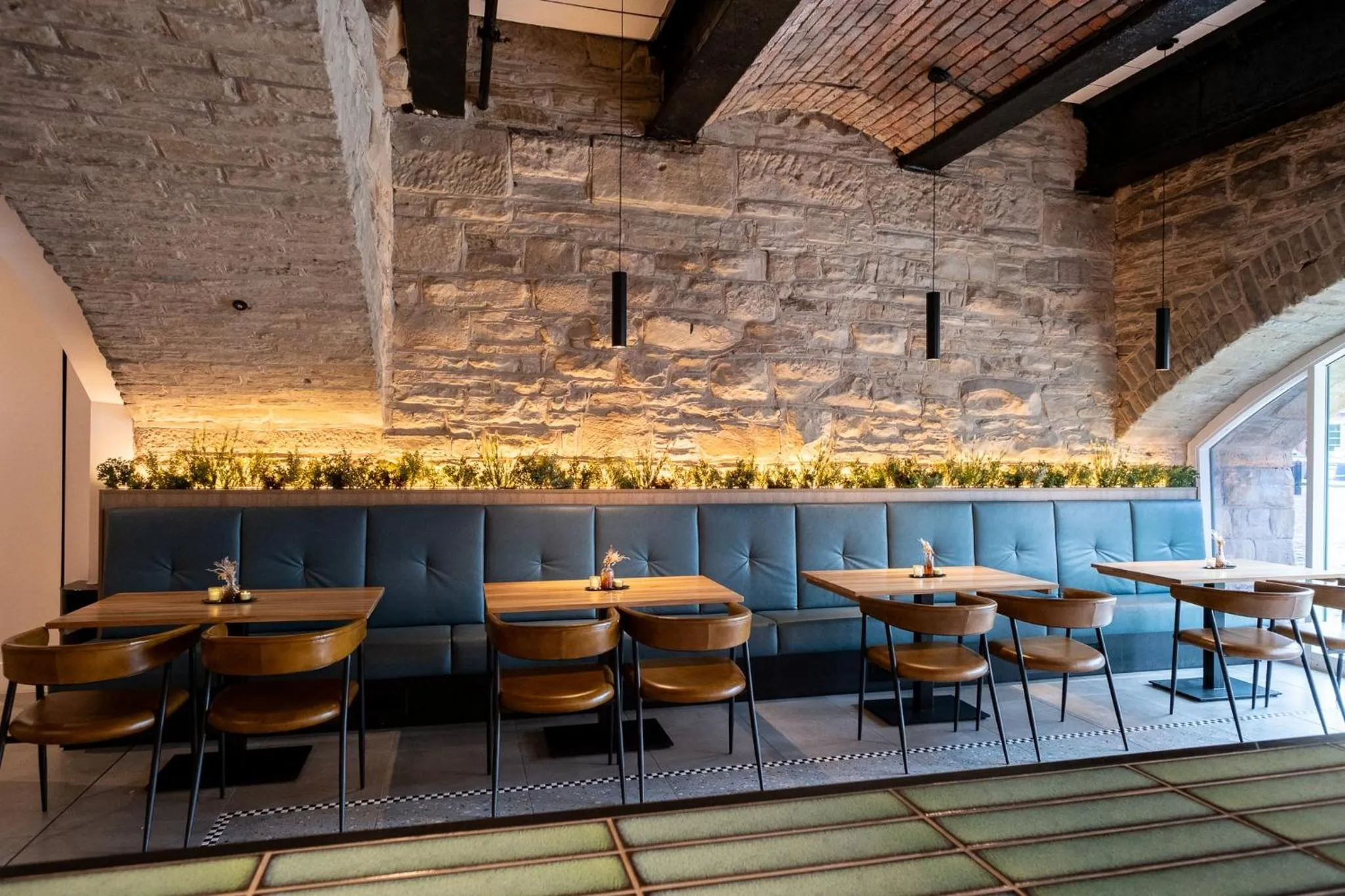 Restaurant/places to eat in Sandman Signature Sheffield Quays Hotel