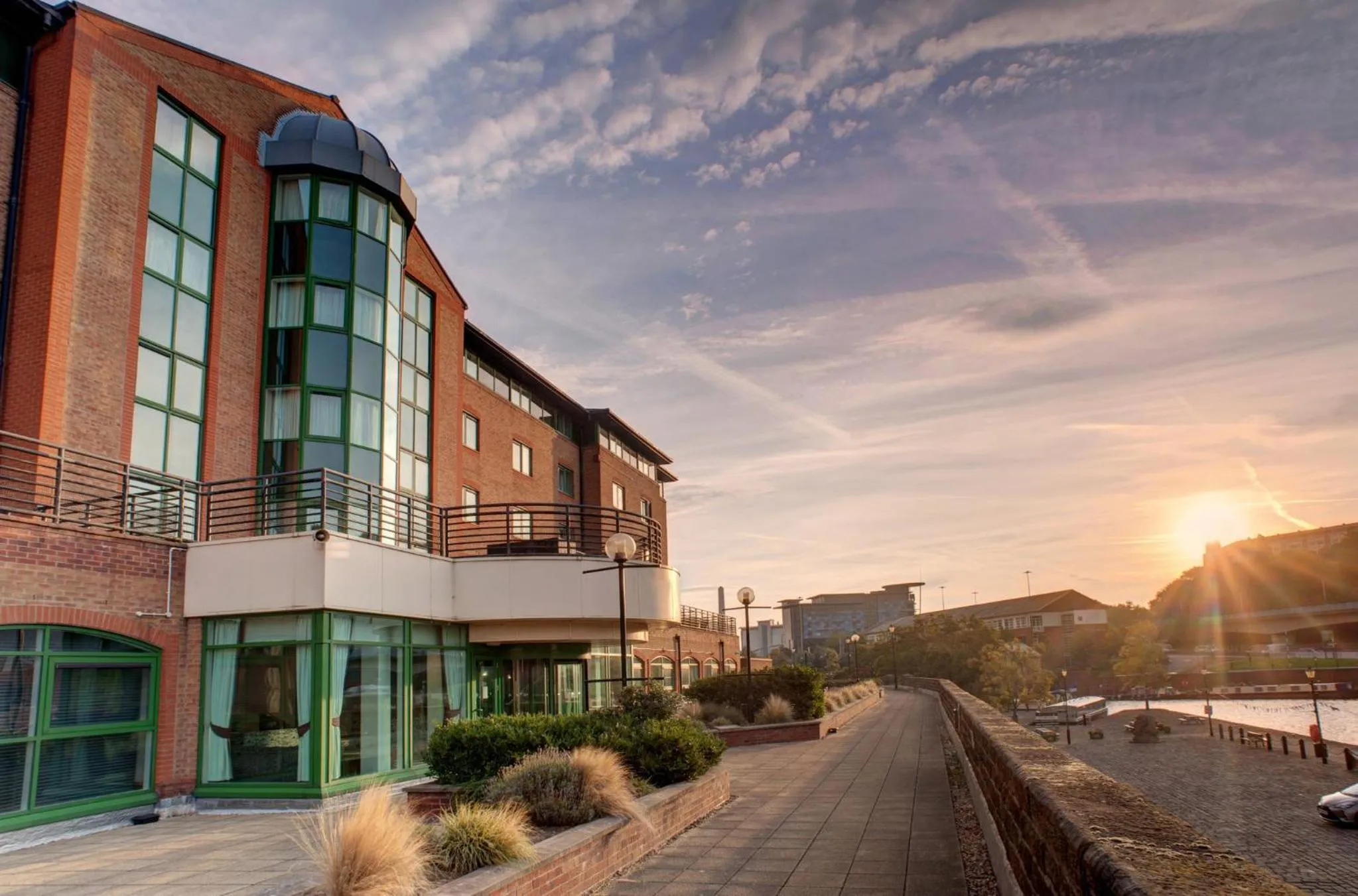 Facade/entrance in Sandman Signature Sheffield Quays Hotel