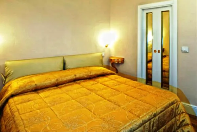 Bed in Boutique Hotel L'Imperatrice