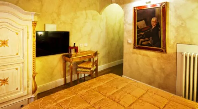 Bed in Boutique Hotel L'Imperatrice