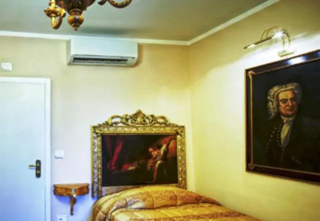 Bed in Boutique Hotel L'Imperatrice