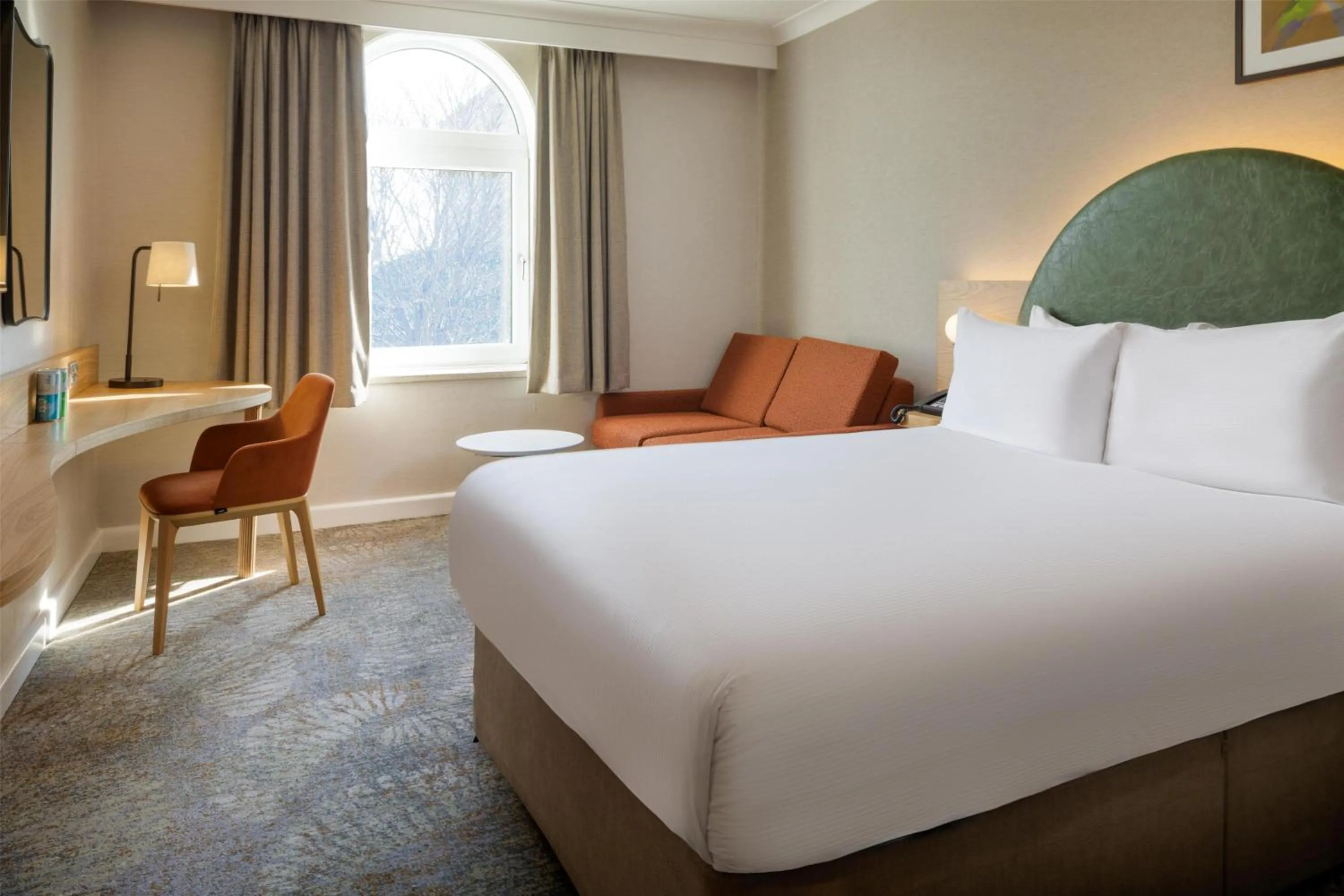 Living room, Bed in Hilton York