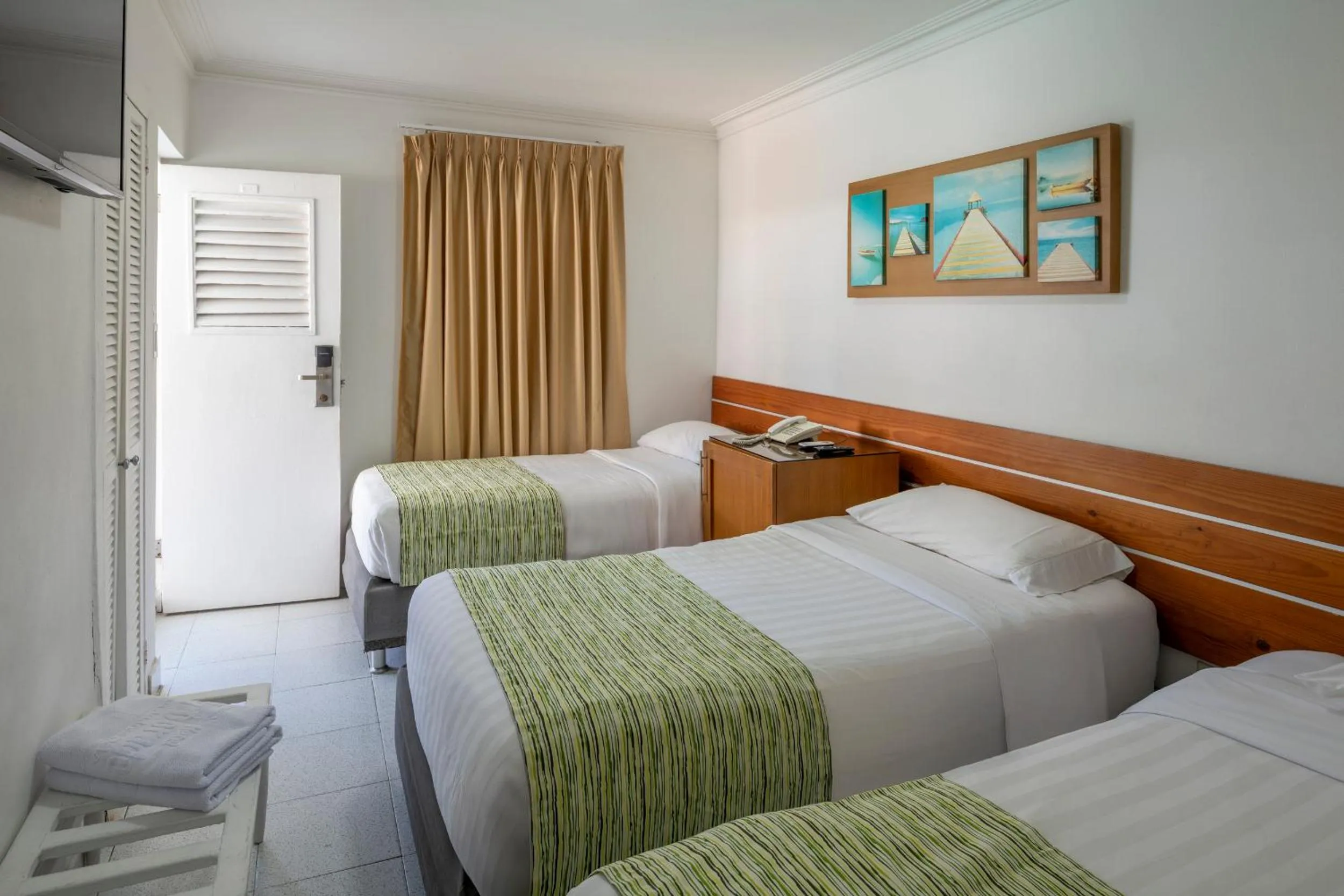 Bed in Hotel El Dorado