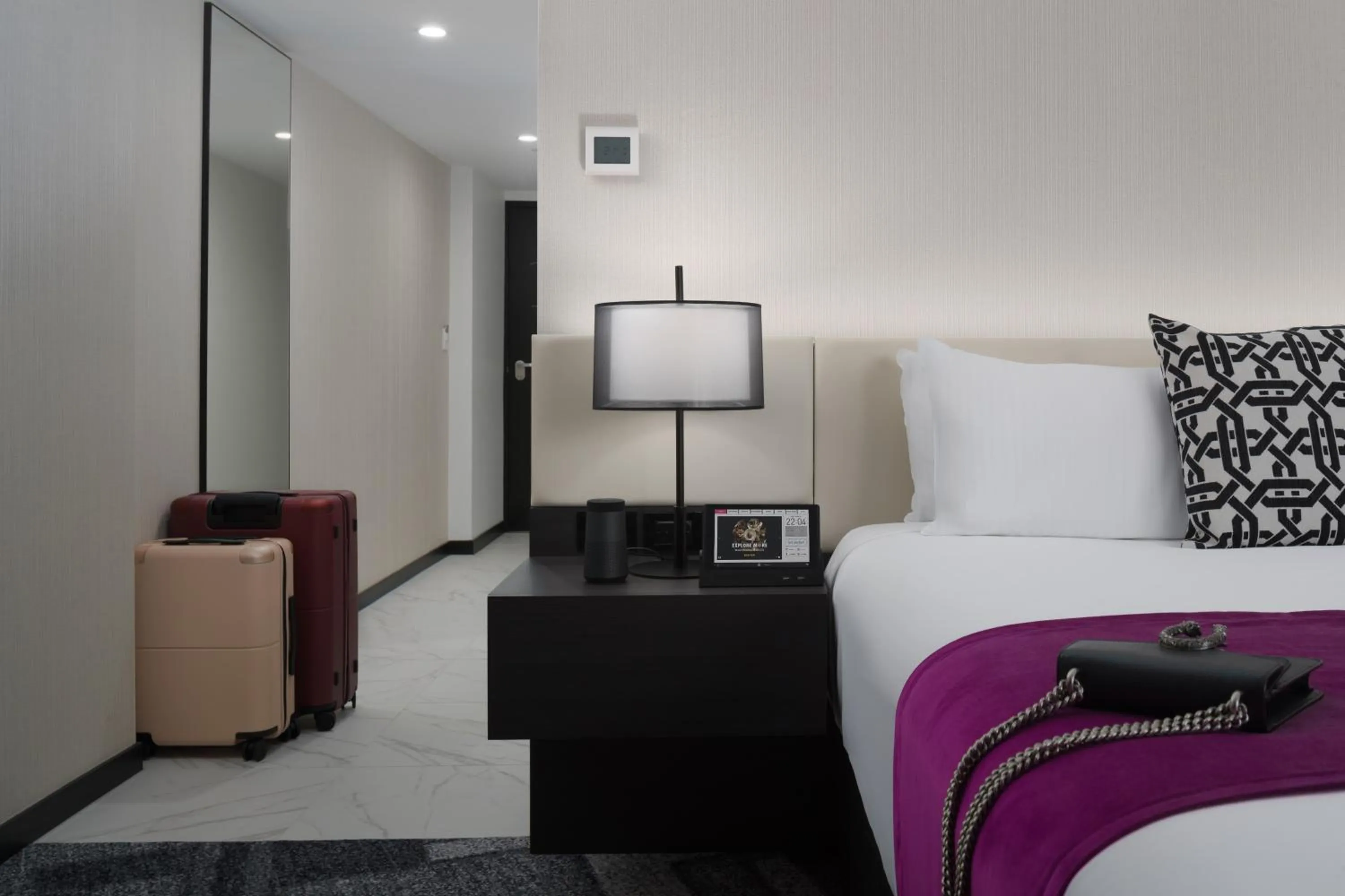 Bed in Pullman Melbourne City Centre