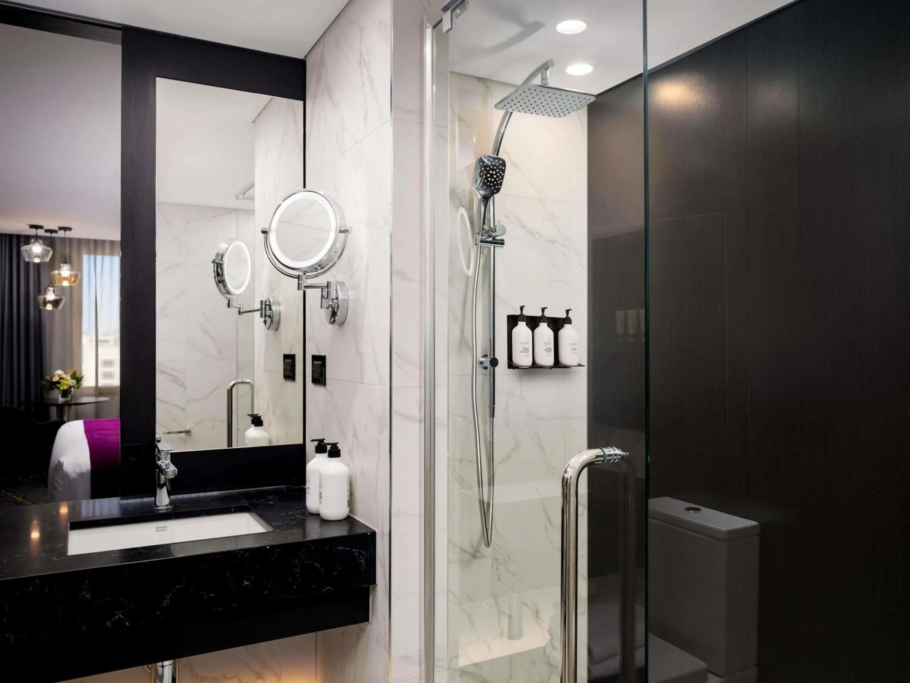 Bedroom in Pullman Melbourne City Centre