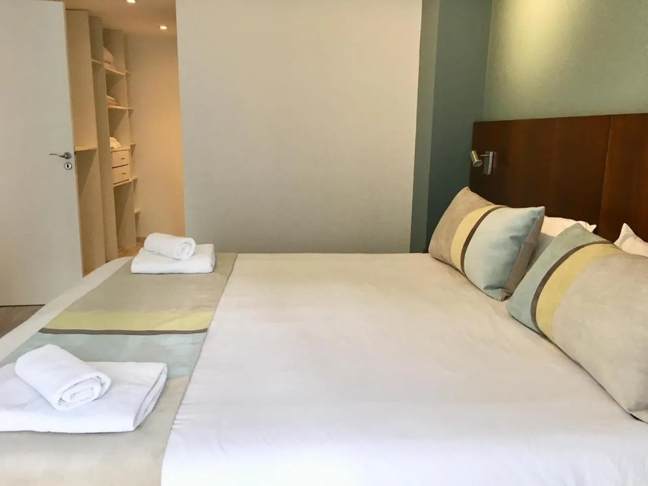 Bed in Color Botánico