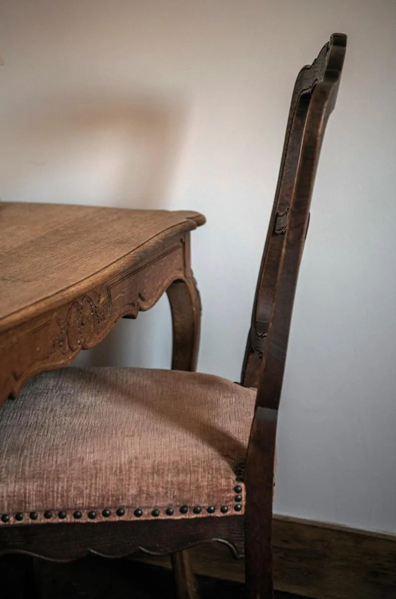 Seating area in Château de la Chapelle