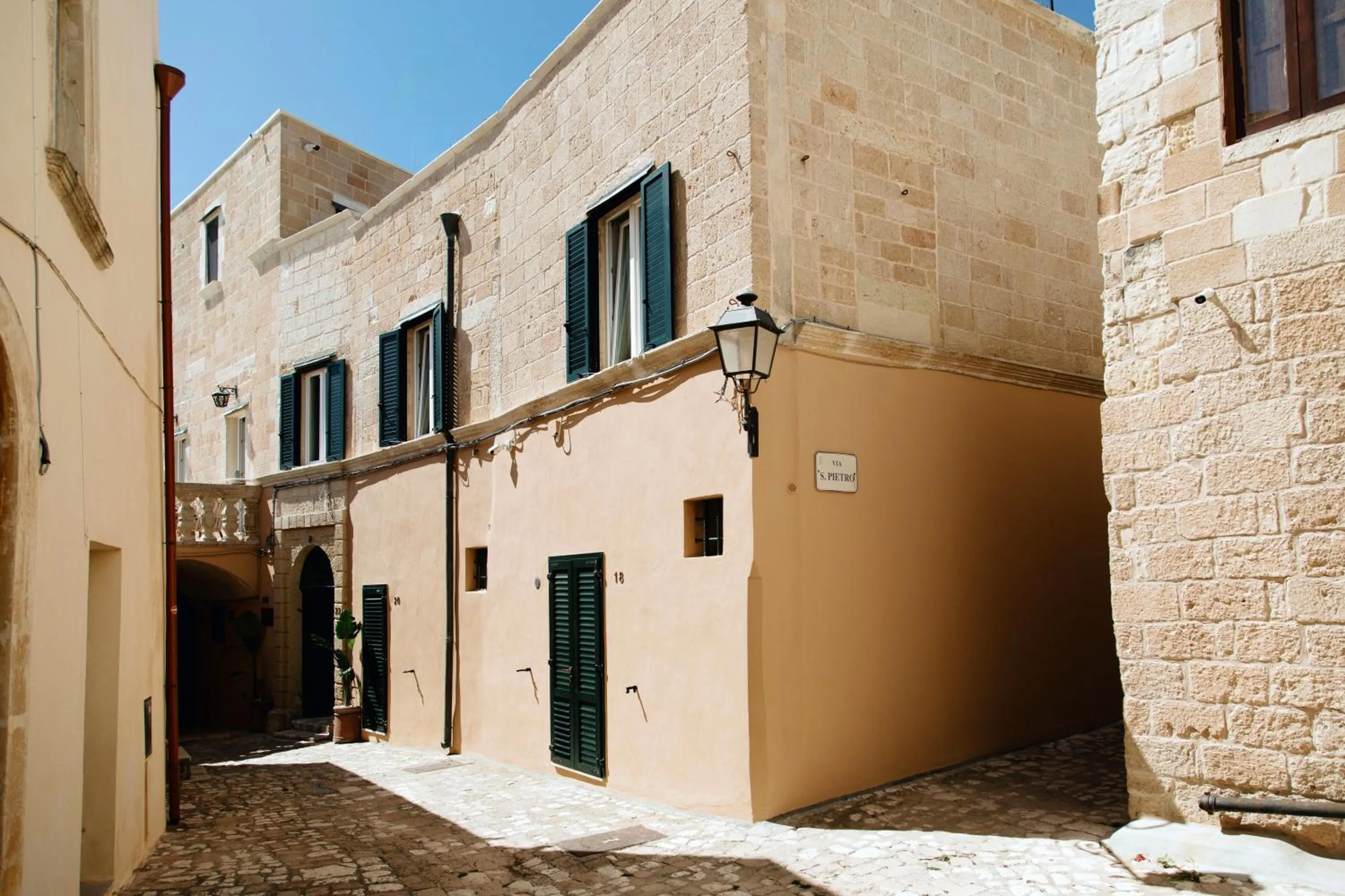 Property building in Palazzo De Mori