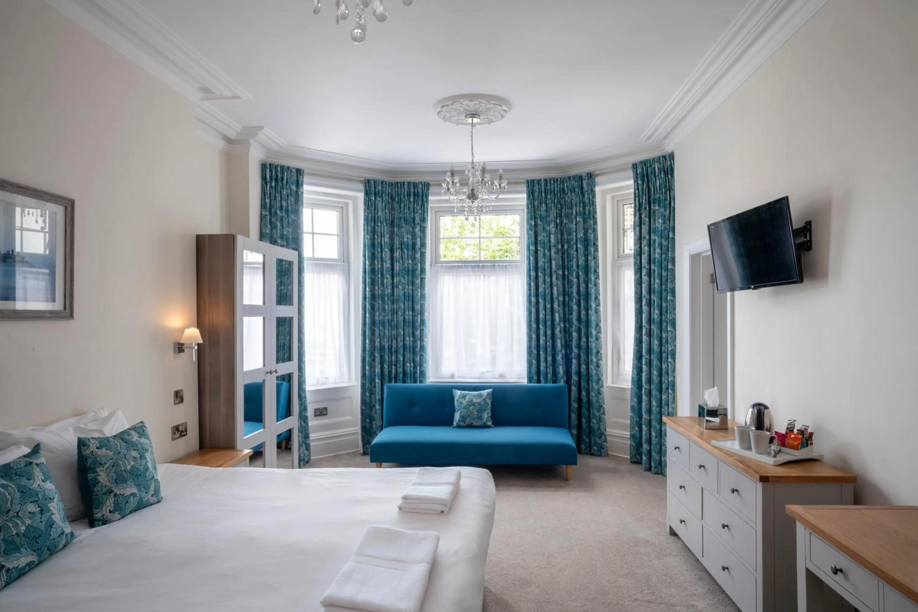 Bed in Grand Hotel Swanage